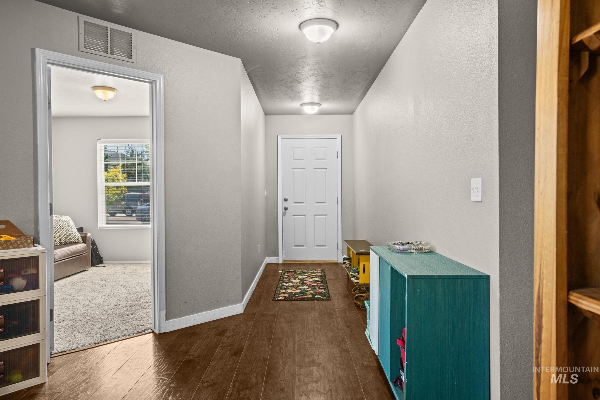 2719 Rowland Ct, Nampa, Idaho 83607, 3 Bedrooms, 2 Bathrooms, Residential For Sale, Price $350,000,MLS 98987855