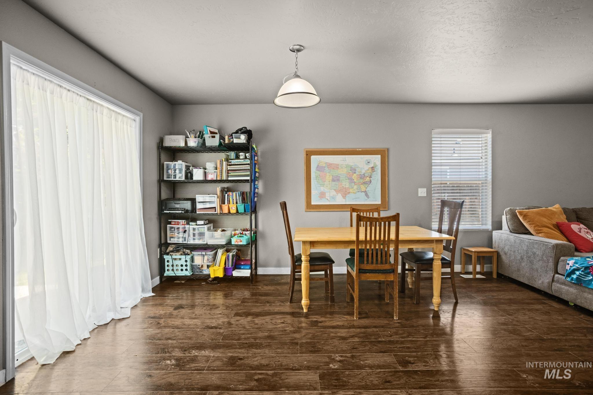 2719 Rowland Ct, Nampa, Idaho 83607, 3 Bedrooms, 2 Bathrooms, Residential For Sale, Price $350,000,MLS 98987855