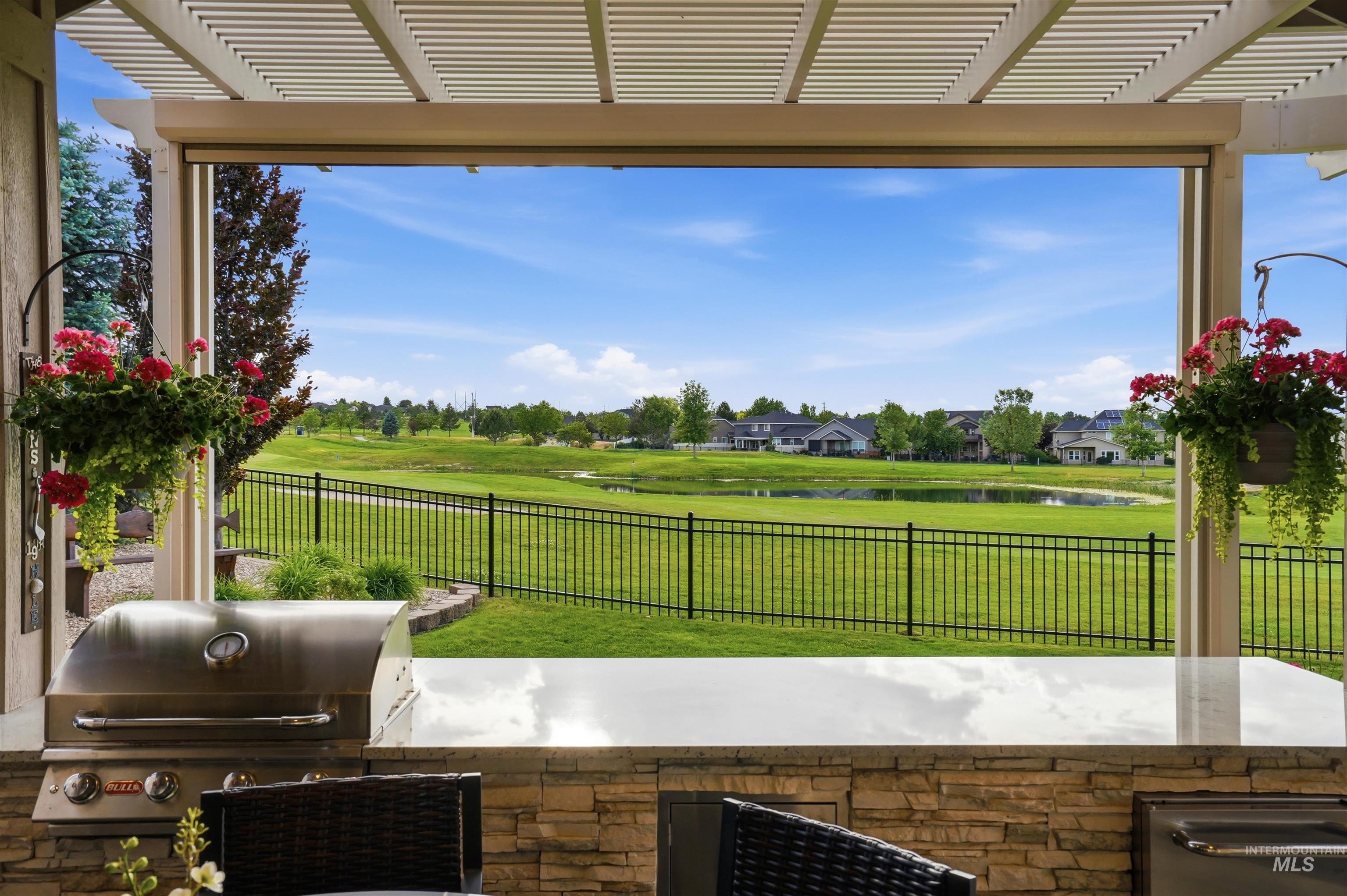 2205 S Herron Dr., Nampa, Idaho 83686, 3 Bedrooms, 2 Bathrooms, Residential For Sale, Price $565,000,MLS 98987861
