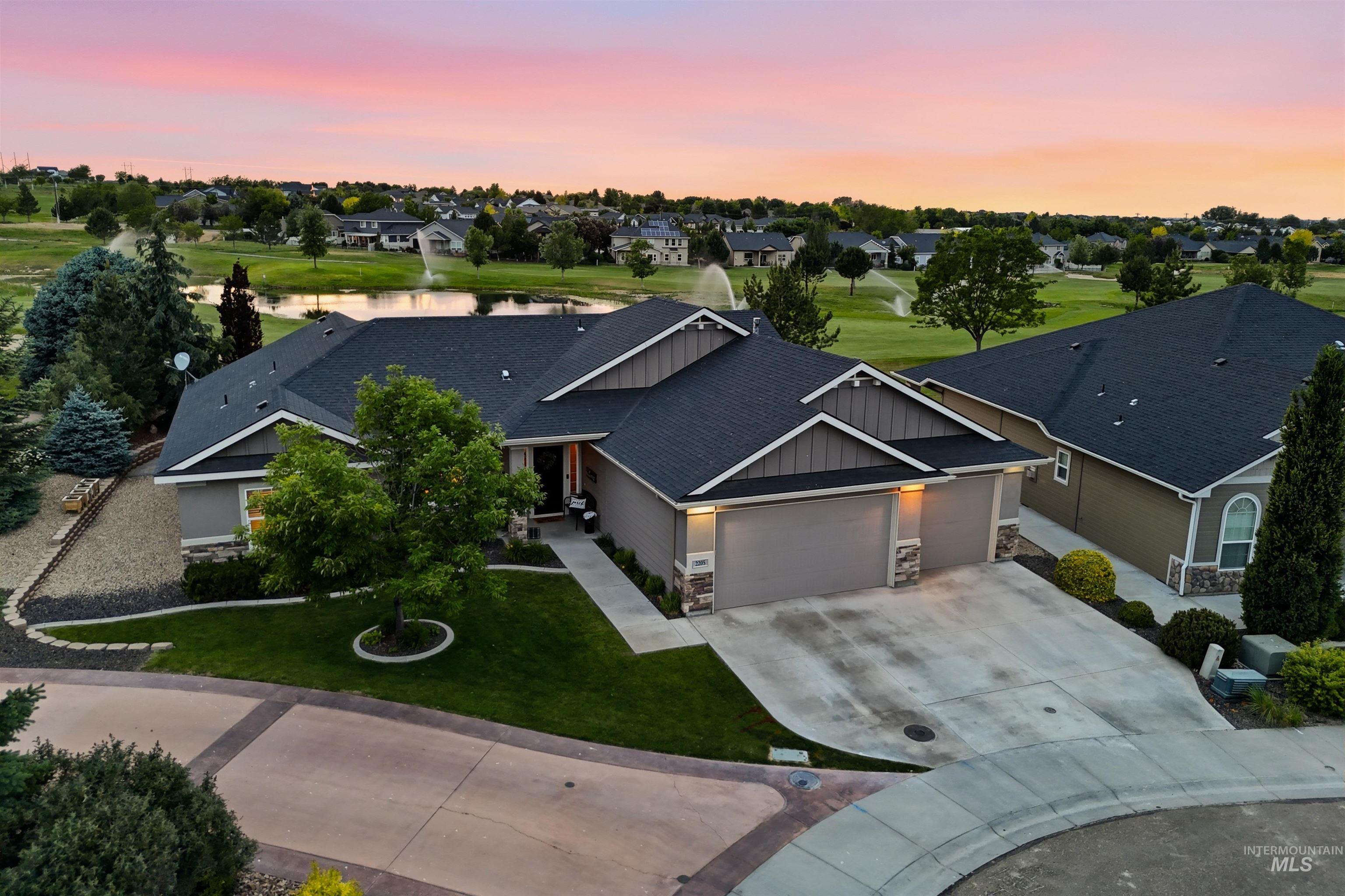 2205 S Herron Dr., Nampa, Idaho 83686, 3 Bedrooms, 2 Bathrooms, Residential For Sale, Price $565,000,MLS 98987861