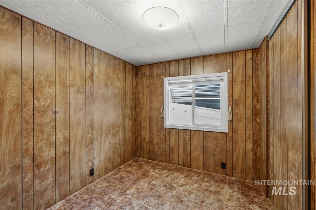 2205 E. Linden, Caldwell, Idaho 83605, 2 Bedrooms, 1 Bathroom, Residential For Sale, Price $69,950, 98987863