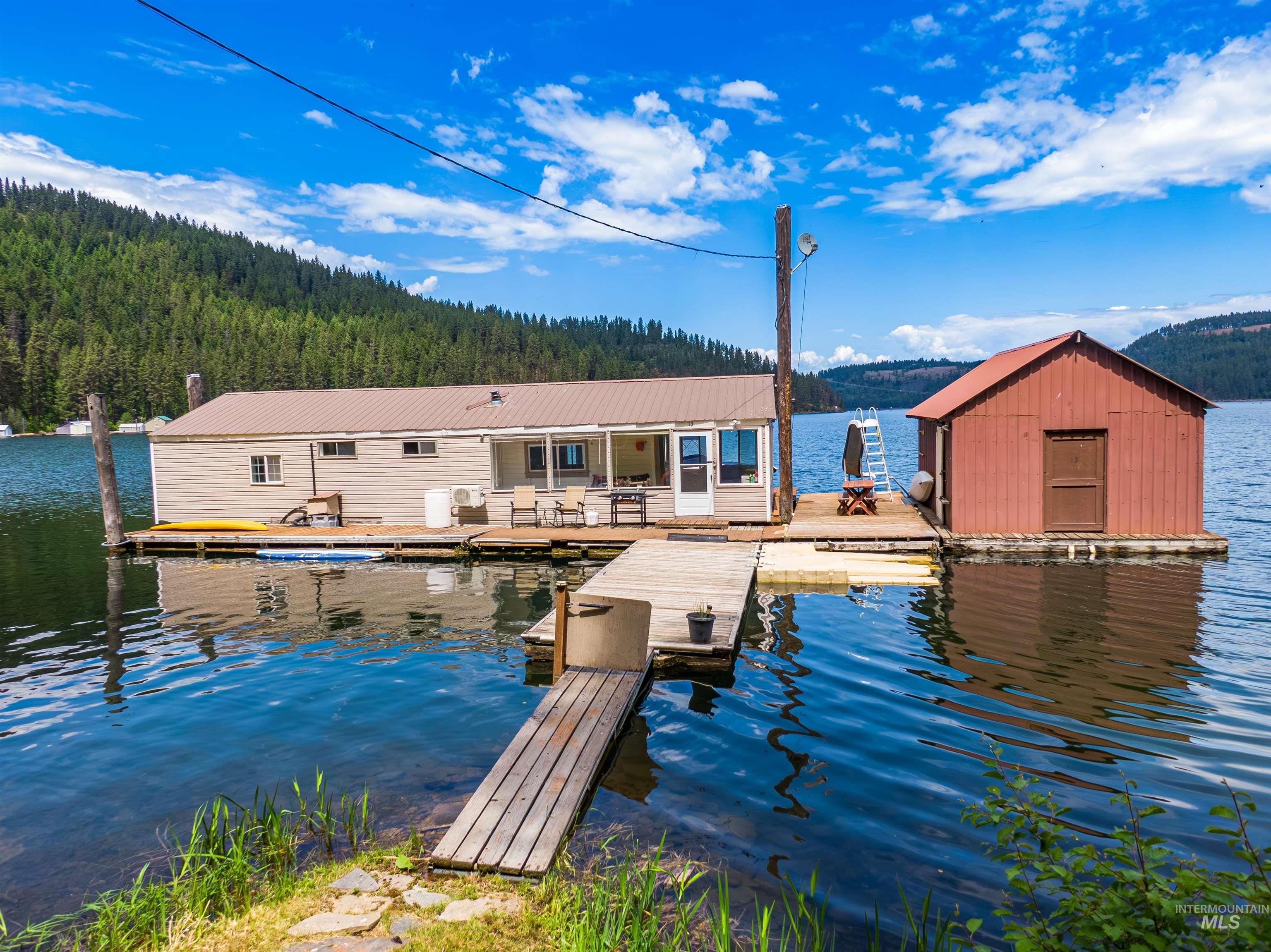 11 Hidden Lake Trail, Plummer, Idaho 83851, 2 Bedrooms, 1 Bathroom, Residential For Sale, Price $374,900,MLS 98987866