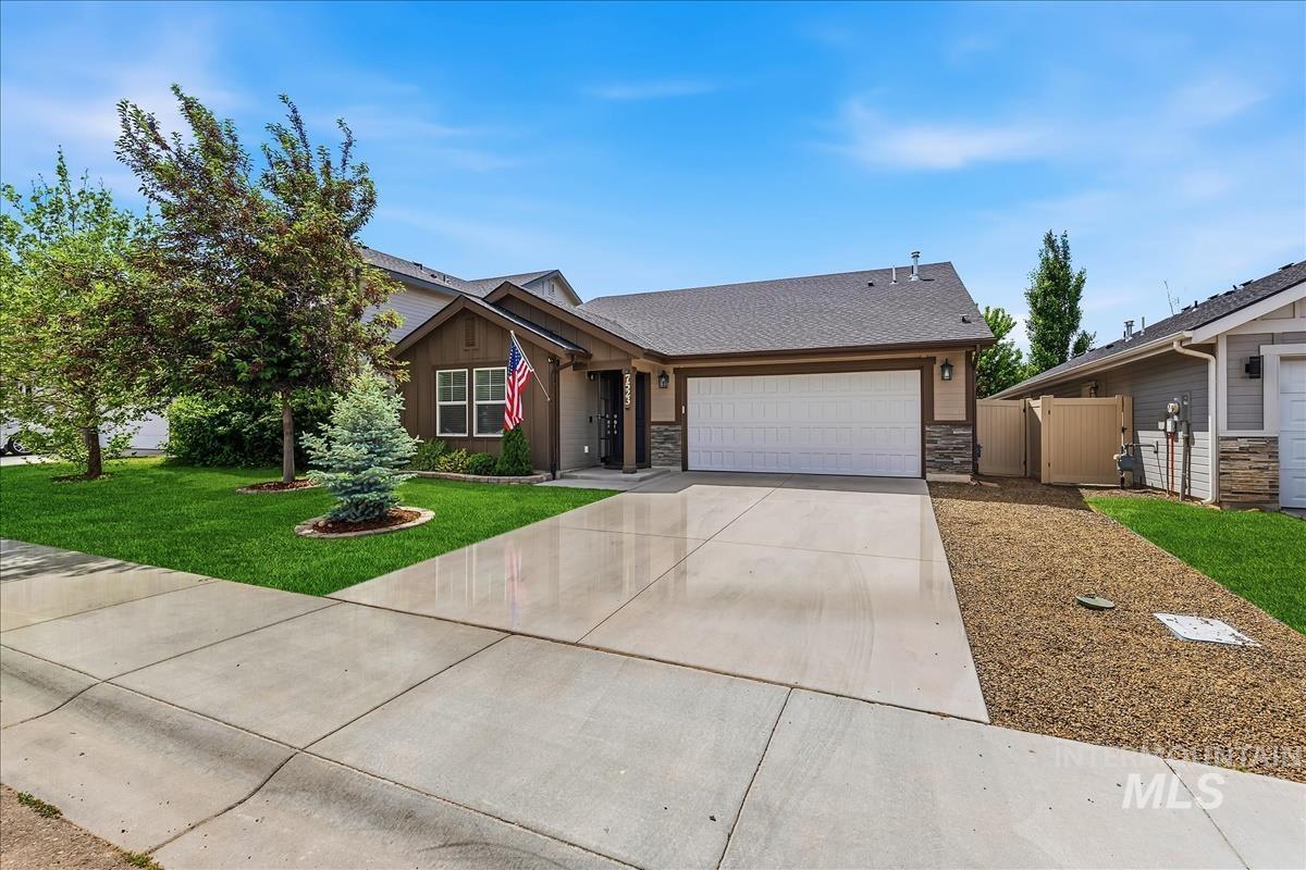 7523 S Foremast Ave, Boise, Idaho 83709, 3 Bedrooms, 2 Bathrooms, Residential For Sale, Price $457,000,MLS 98987870