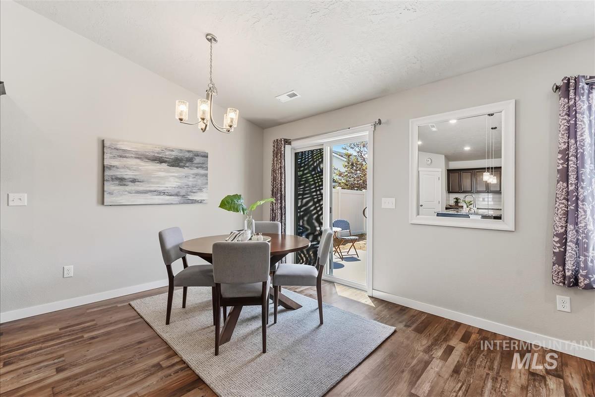 7523 S Foremast Ave, Boise, Idaho 83709, 3 Bedrooms, 2 Bathrooms, Residential For Sale, Price $457,000,MLS 98987870
