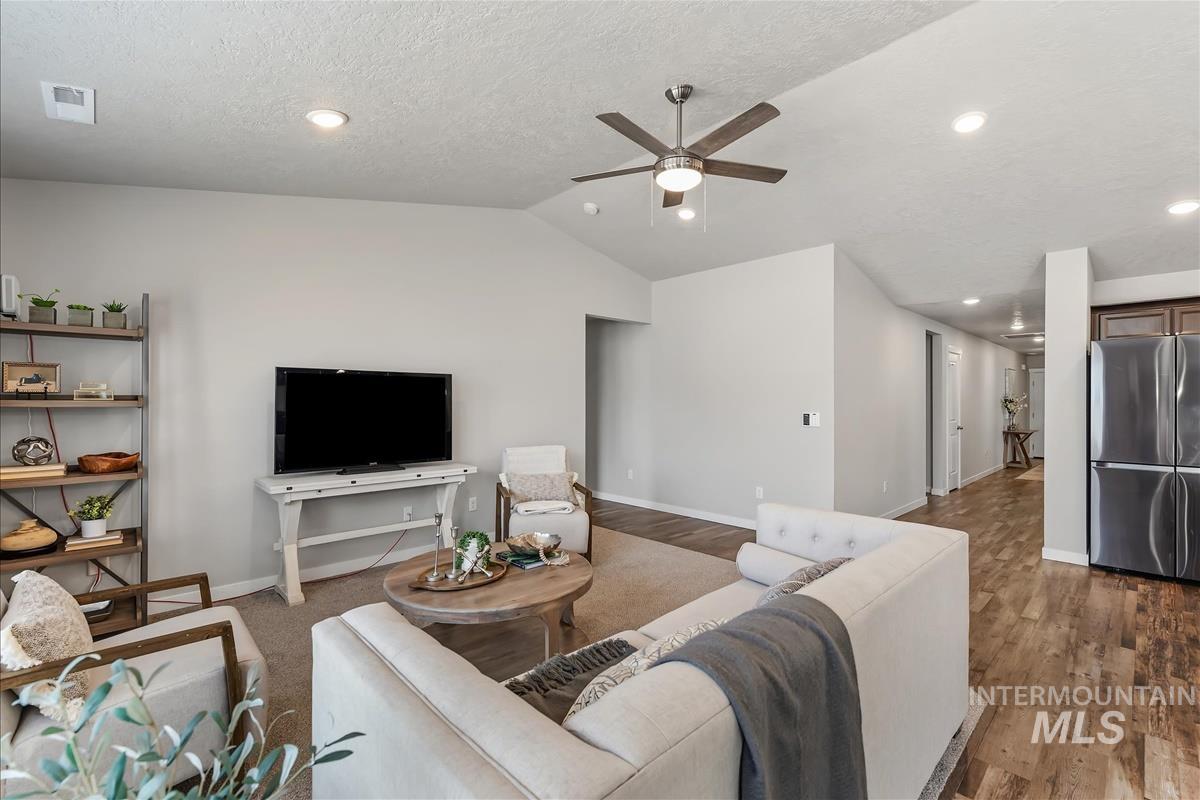 7523 S Foremast Ave, Boise, Idaho 83709, 3 Bedrooms, 2 Bathrooms, Residential For Sale, Price $457,000,MLS 98987870