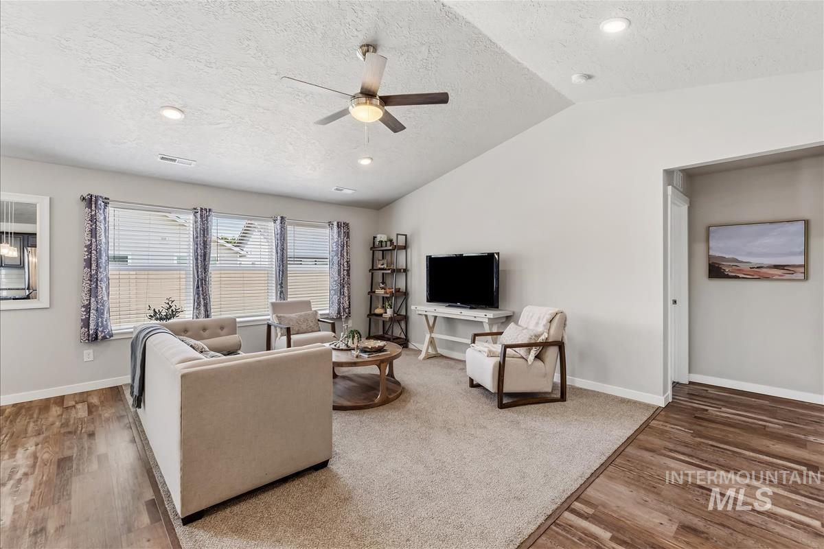 7523 S Foremast Ave, Boise, Idaho 83709, 3 Bedrooms, 2 Bathrooms, Residential For Sale, Price $457,000,MLS 98987870