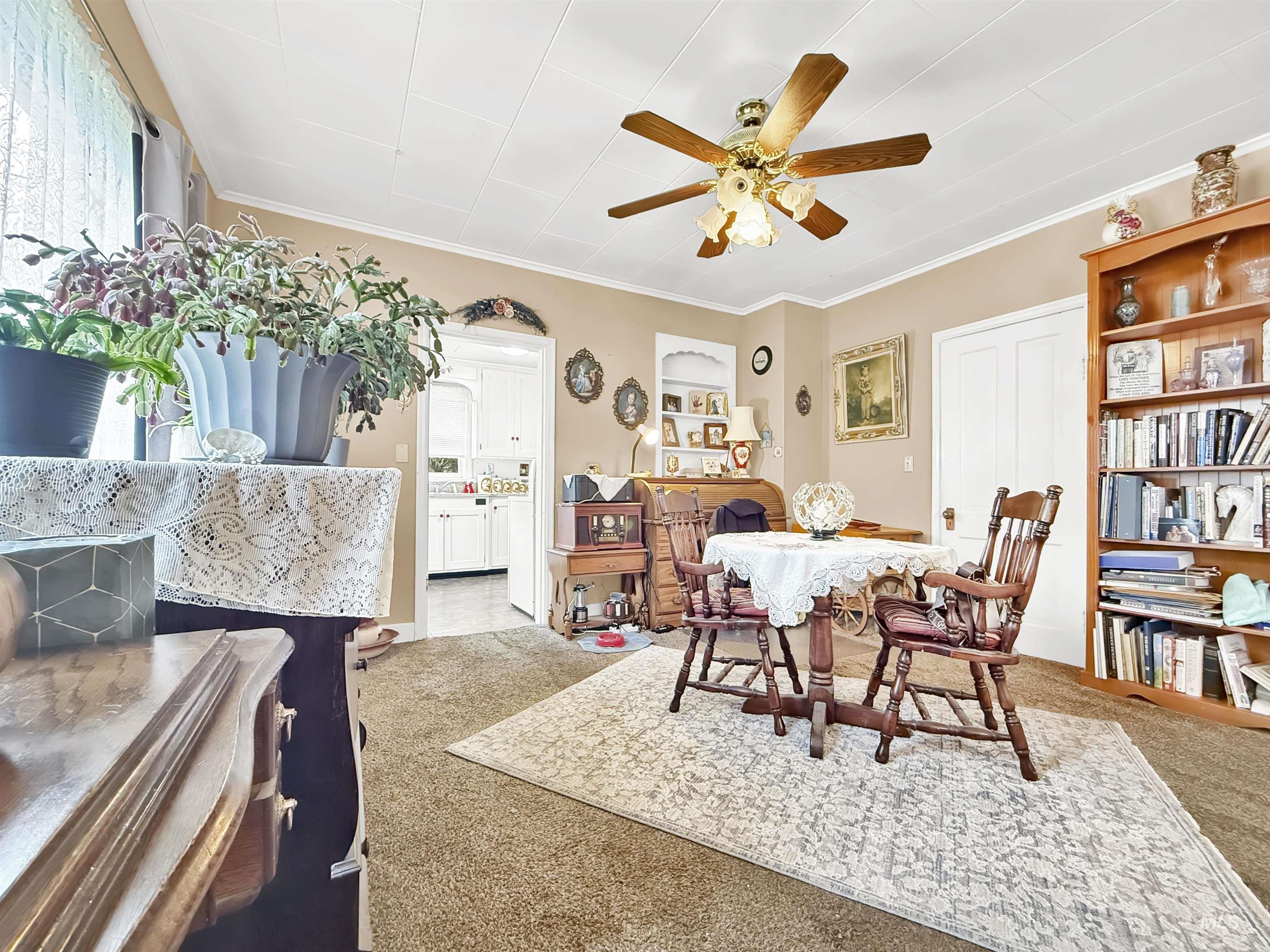 419 S Chestnut, Troy, Idaho 83871, 3 Bedrooms, 1 Bathroom, Residential For Sale, Price $329,000,MLS 98987871