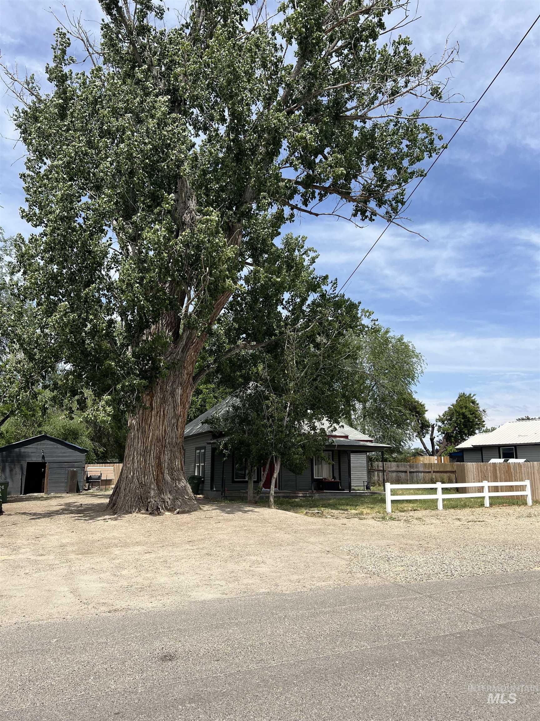 861 8th Avenue North, Payette, Idaho 83661, 3 Bedrooms, 1 Bathroom, Residential For Sale, Price $284,900,MLS 98987872