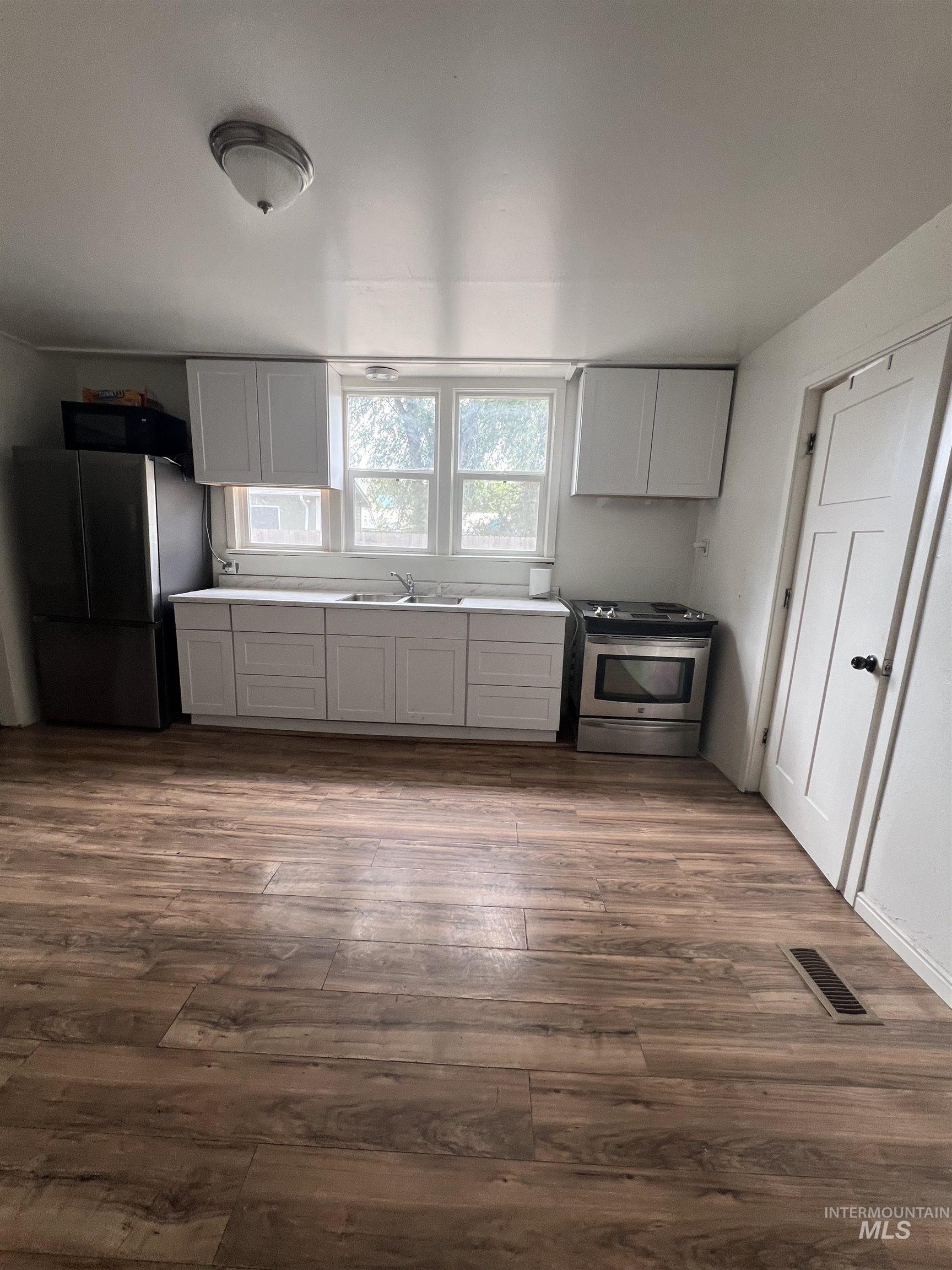 861 8th Avenue North, Payette, Idaho 83661, 3 Bedrooms, 1 Bathroom, Residential For Sale, Price $284,900,MLS 98987872