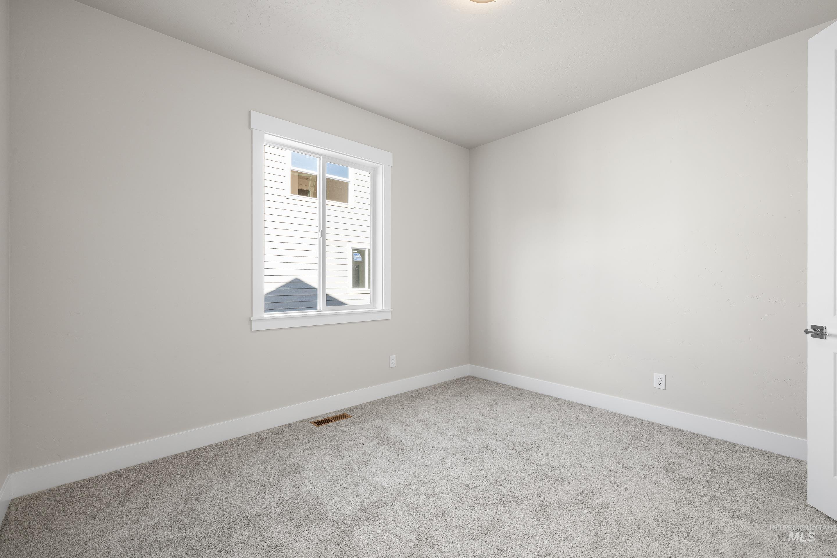 419 Hidden Mill Ct, Middleton, Idaho 83644, 3 Bedrooms, 2 Bathrooms, Residential For Sale, Price $558,000,MLS 98987873