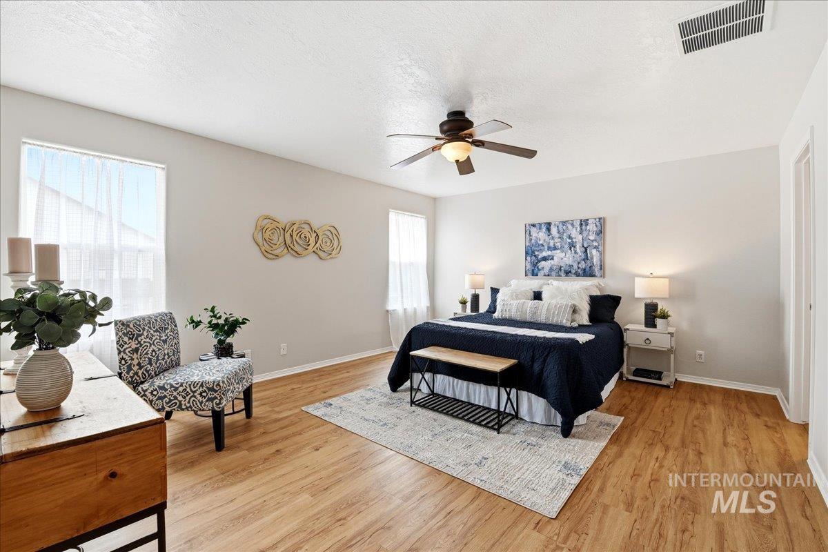 6540 S Derbyshire Ave, Boise, Idaho 83709, 3 Bedrooms, 2.5 Bathrooms, Residential For Sale, Price $445,000,MLS 98987875