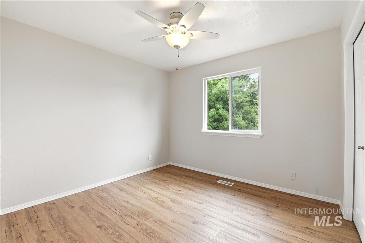6540 S Derbyshire Ave, Boise, Idaho 83709, 3 Bedrooms, 2.5 Bathrooms, Residential For Sale, Price $445,000,MLS 98987875