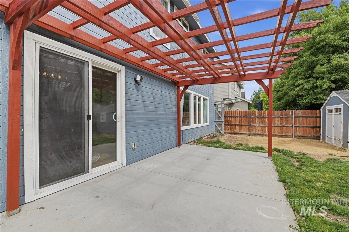 6540 S Derbyshire Ave, Boise, Idaho 83709, 3 Bedrooms, 2.5 Bathrooms, Residential For Sale, Price $445,000,MLS 98987875