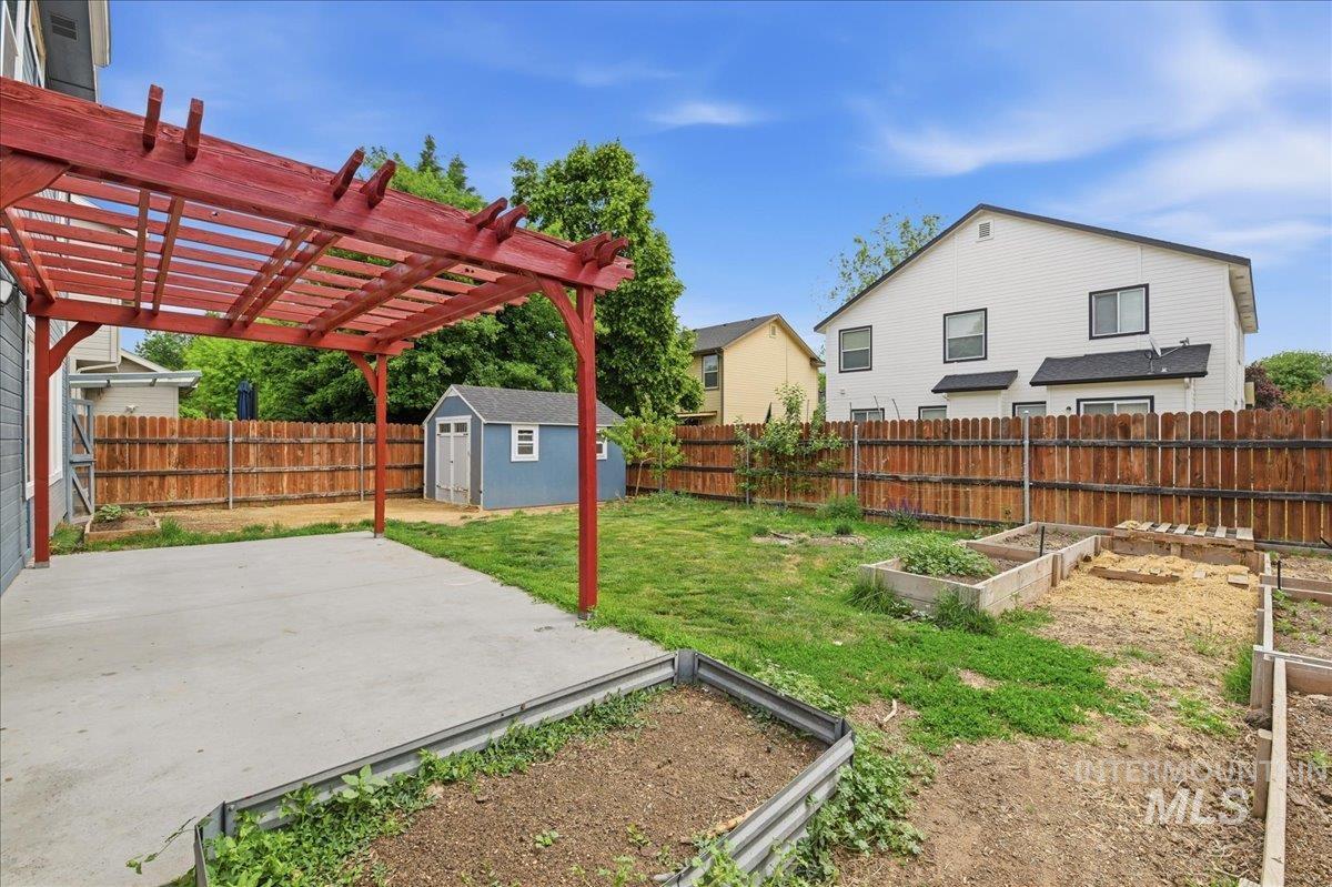 6540 S Derbyshire Ave, Boise, Idaho 83709, 3 Bedrooms, 2.5 Bathrooms, Residential For Sale, Price $445,000,MLS 98987875