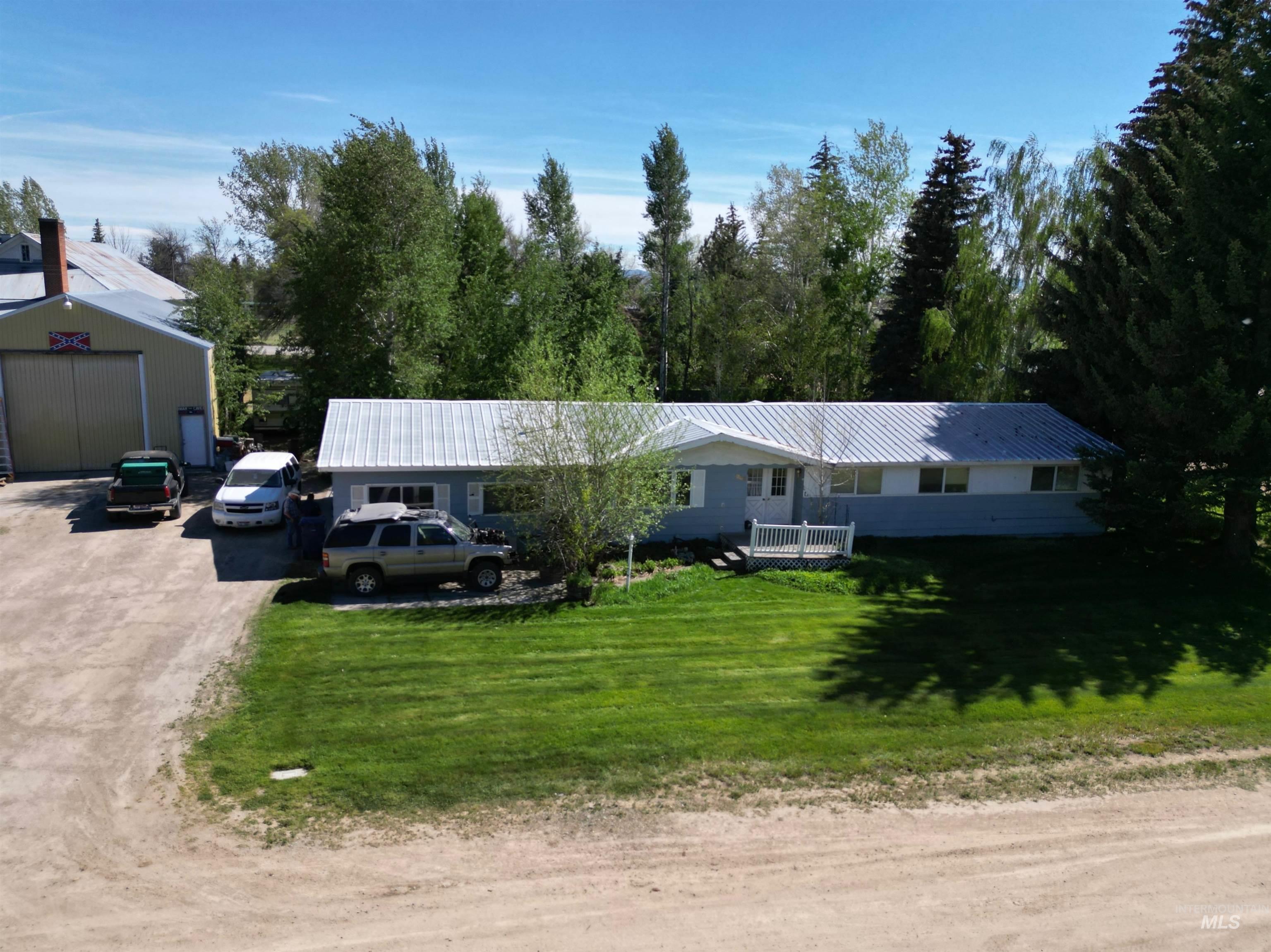 206 E Alturas Ave, Fairfield, Idaho 83327, 4 Bedrooms, 2 Bathrooms, Residential For Sale, Price $475,000,MLS 98987876
