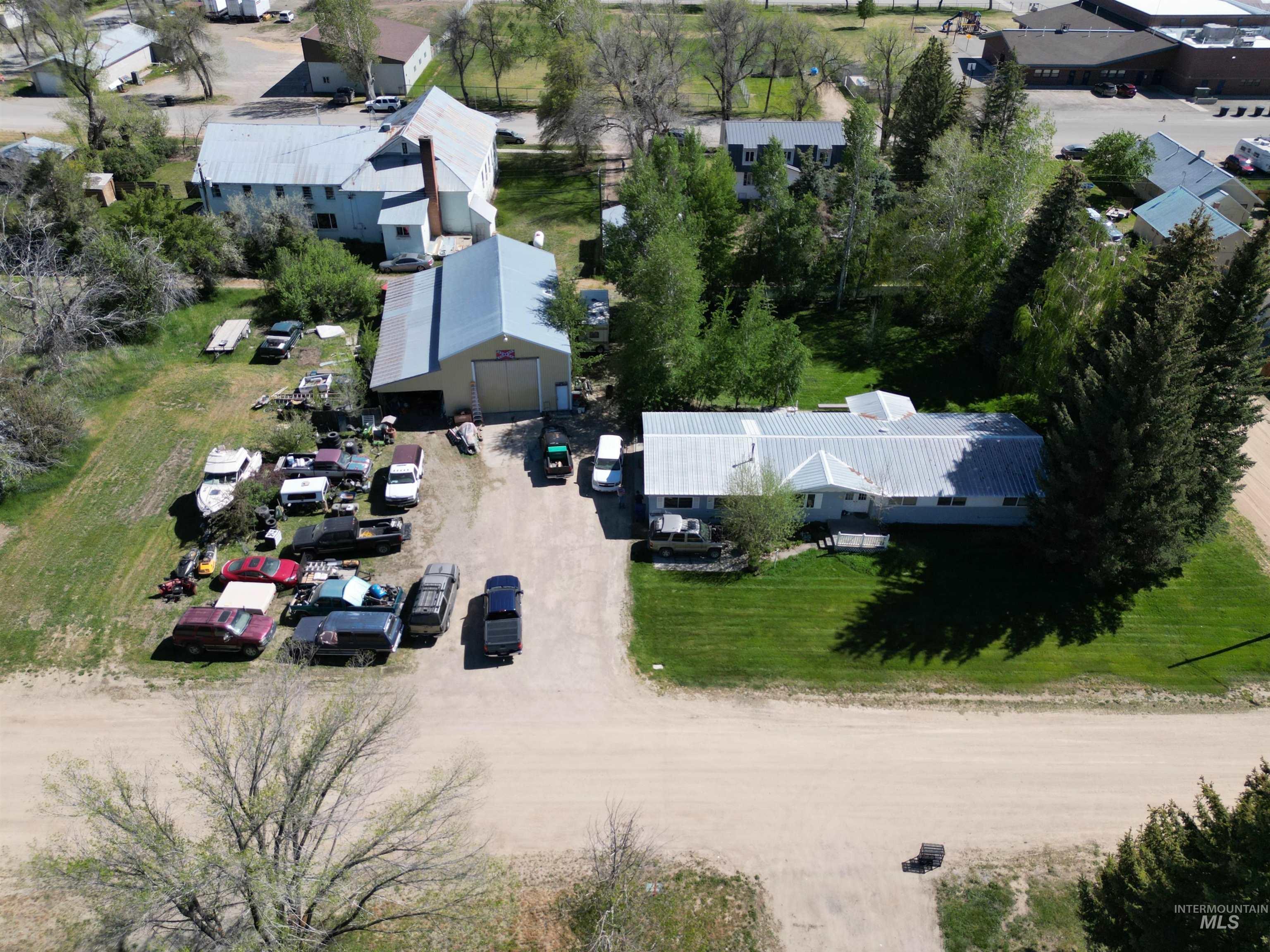 206 E Alturas Ave, Fairfield, Idaho 83327, 4 Bedrooms, 2 Bathrooms, Residential For Sale, Price $475,000,MLS 98987876