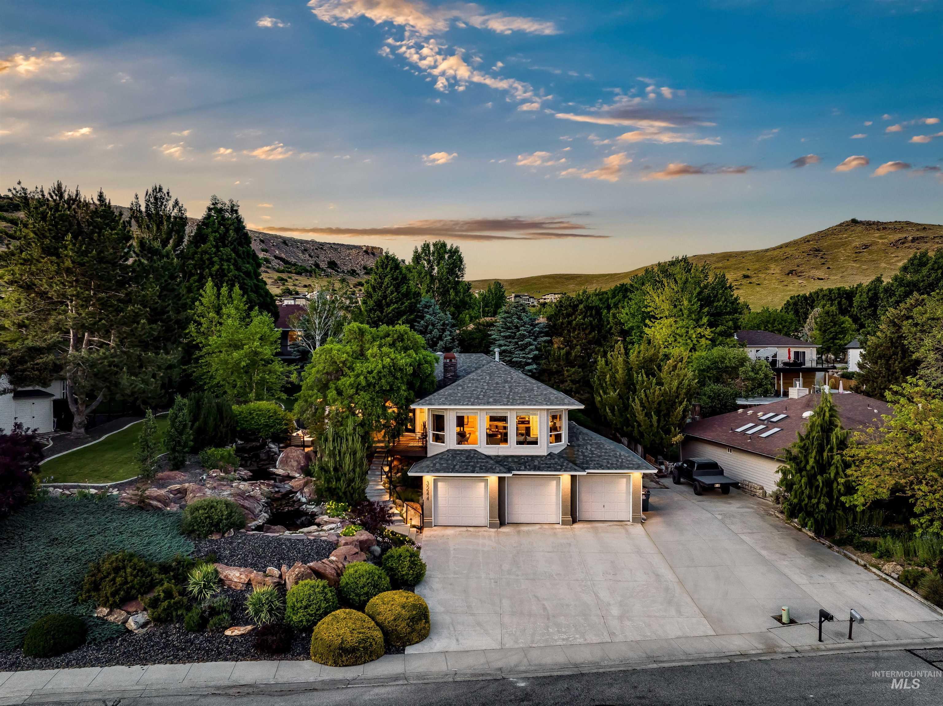 3244 E Boulder Heights Drive, Boise, Idaho 83712, 3 Bedrooms, 2 Bathrooms, Residential For Sale, Price $1,100,000, 98987879