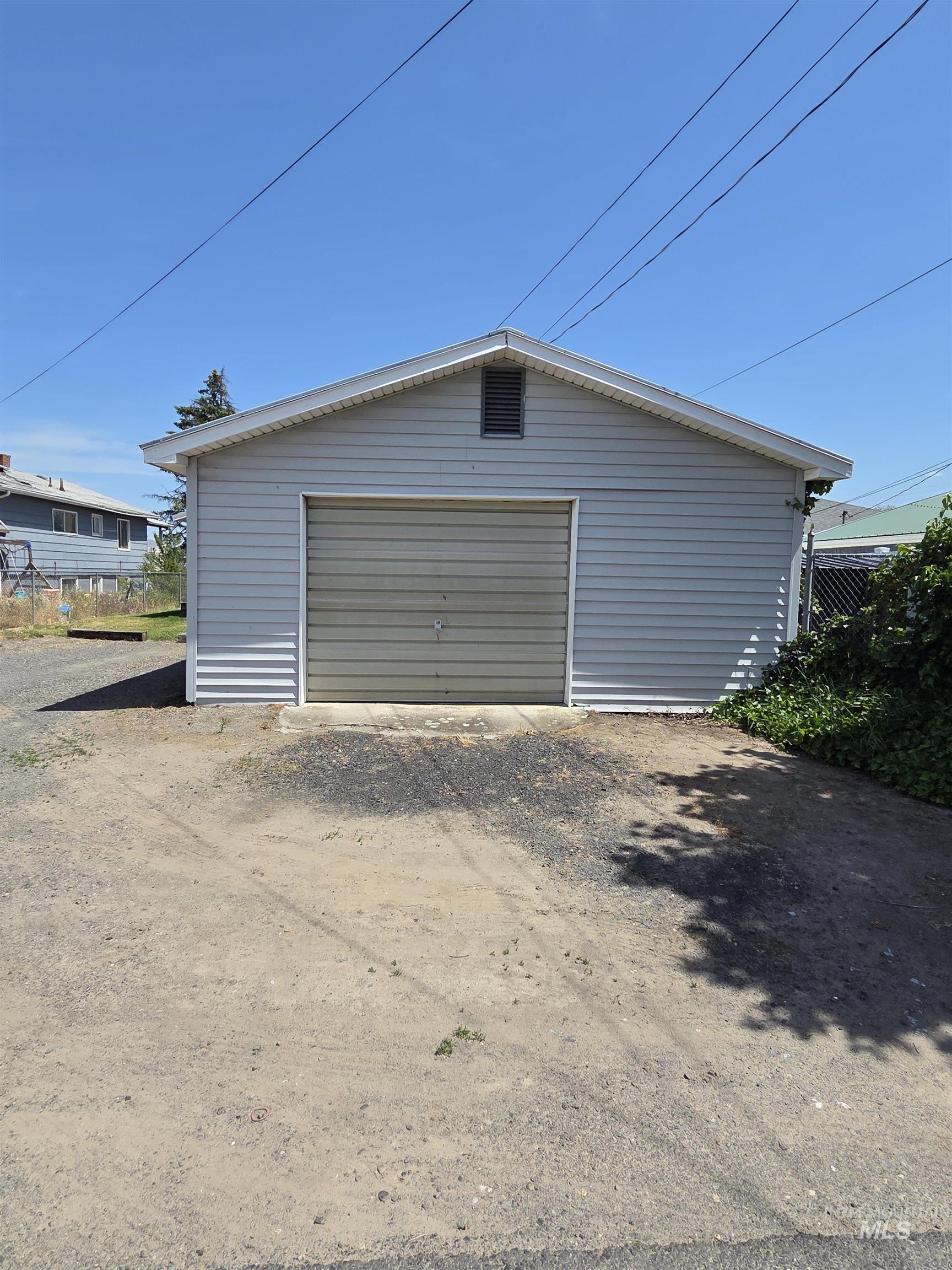 530 5th St, Clarkston, Washington 99403, 1 Bedroom, 1 Bathroom, Residential Income For Sale, Price $289,900, 98987881
