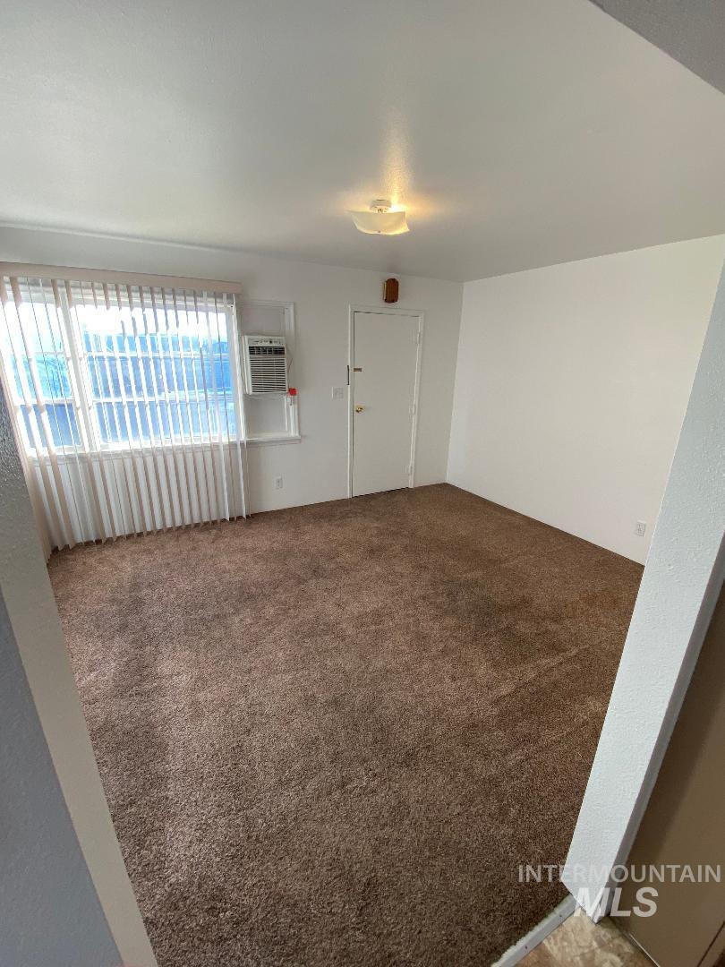 530 5th St, Clarkston, Washington 99403, 1 Bedroom, 1 Bathroom, Residential Income For Sale, Price $289,900, 98987881