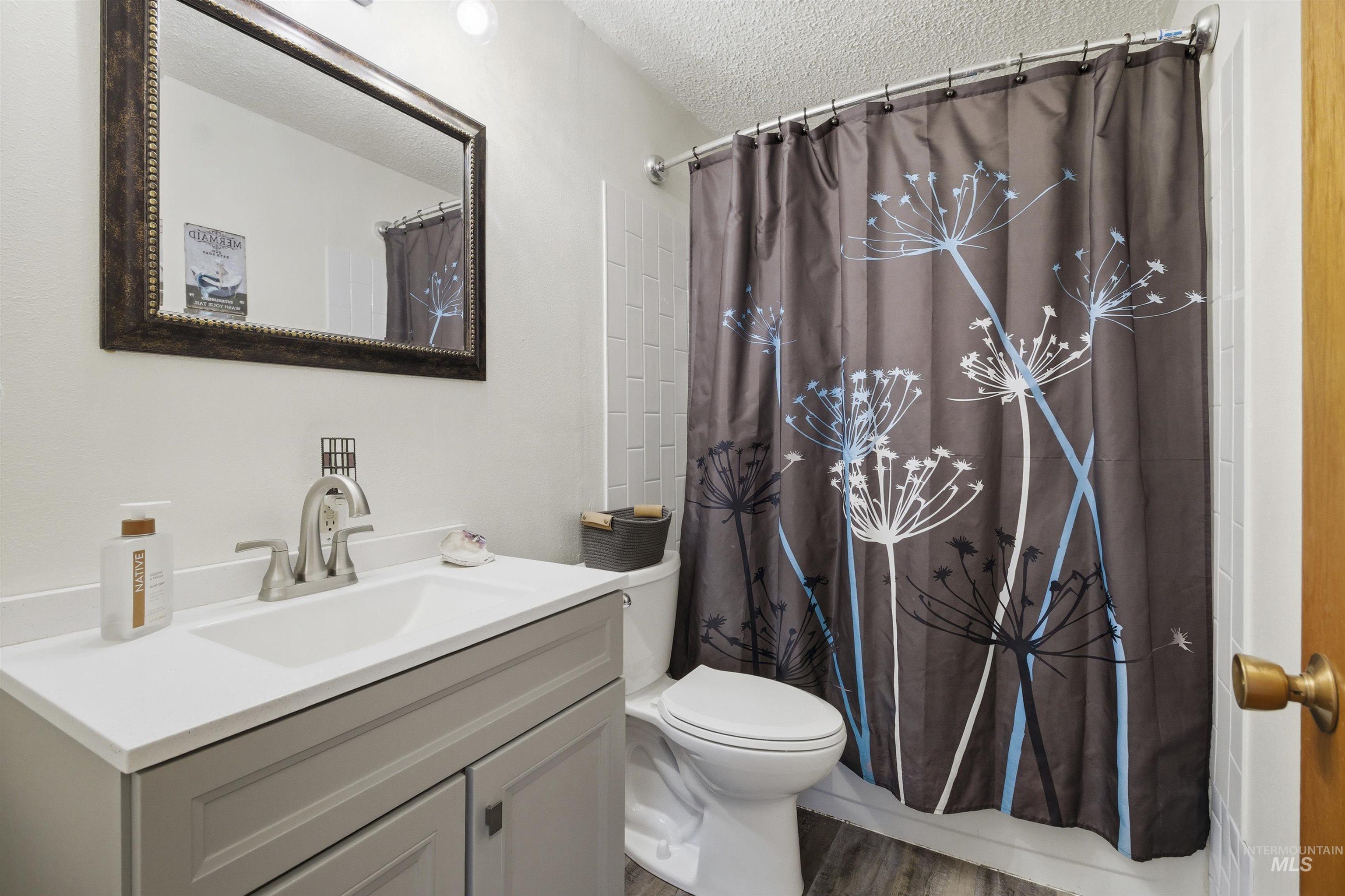 1651 Hillcrest Drive, Moscow, Idaho 83843, 3 Bedrooms, 1.5 Bathrooms, Residential For Sale, Price $409,000,MLS 98987883