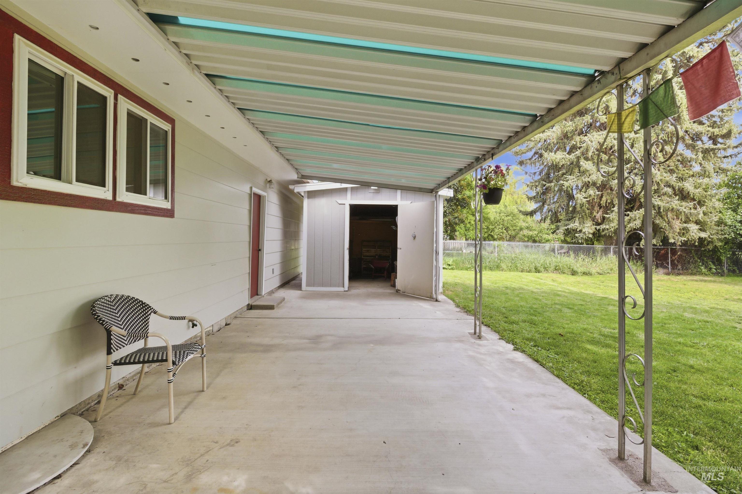 1651 Hillcrest Drive, Moscow, Idaho 83843, 3 Bedrooms, 1.5 Bathrooms, Residential For Sale, Price $409,000,MLS 98987883