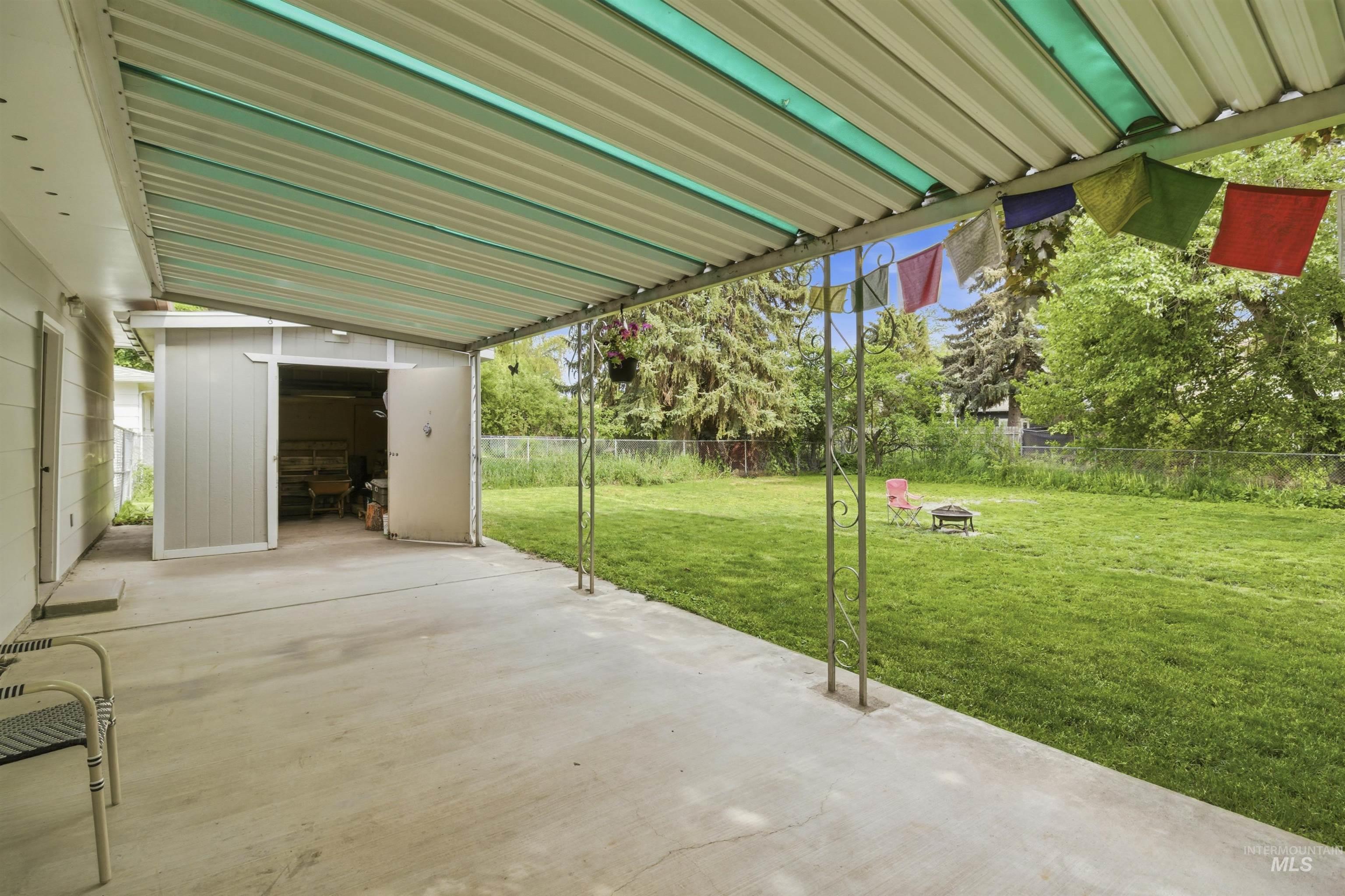 1651 Hillcrest Drive, Moscow, Idaho 83843, 3 Bedrooms, 1.5 Bathrooms, Residential For Sale, Price $409,000,MLS 98987883