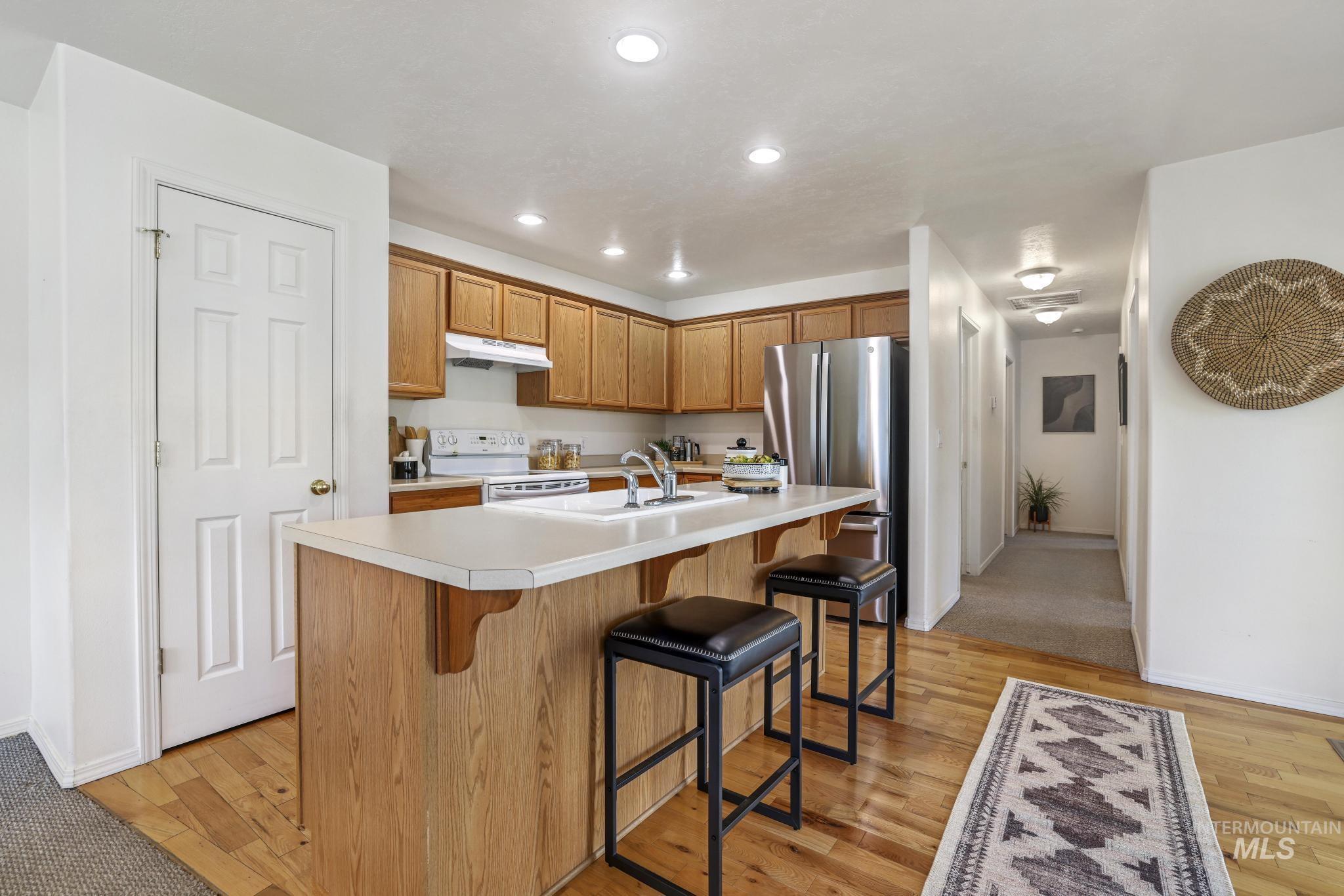 192 Long Island Ave, Twin Falls, Idaho 83301, 2 Bedrooms, 2 Bathrooms, Residential For Sale, Price $305,000,MLS 98987887