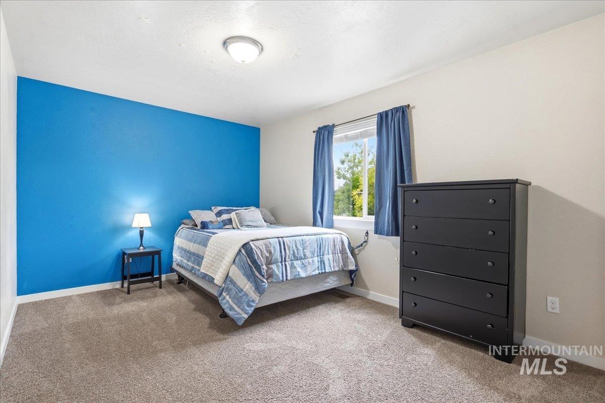 3828 S Barletta Way, Meridian, Idaho 83642, 4 Bedrooms, 2.5 Bathrooms, Residential For Sale, Price $555,000,MLS 98987888