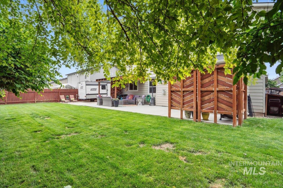 3828 S Barletta Way, Meridian, Idaho 83642, 4 Bedrooms, 2.5 Bathrooms, Residential For Sale, Price $555,000,MLS 98987888