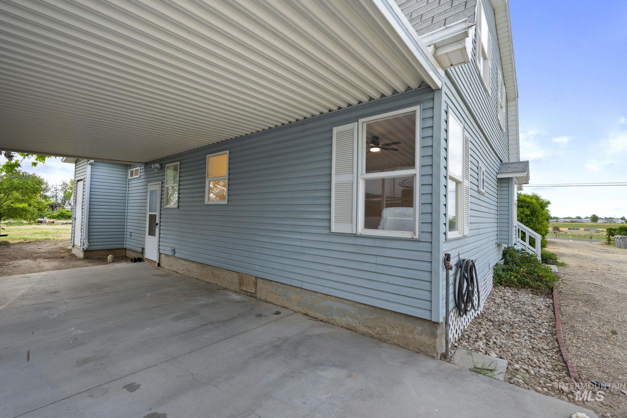 3517 E Victory Rd, Nampa, Idaho 83687, 4 Bedrooms, 2 Bathrooms, Residential For Sale, Price $529,990,MLS 98987889