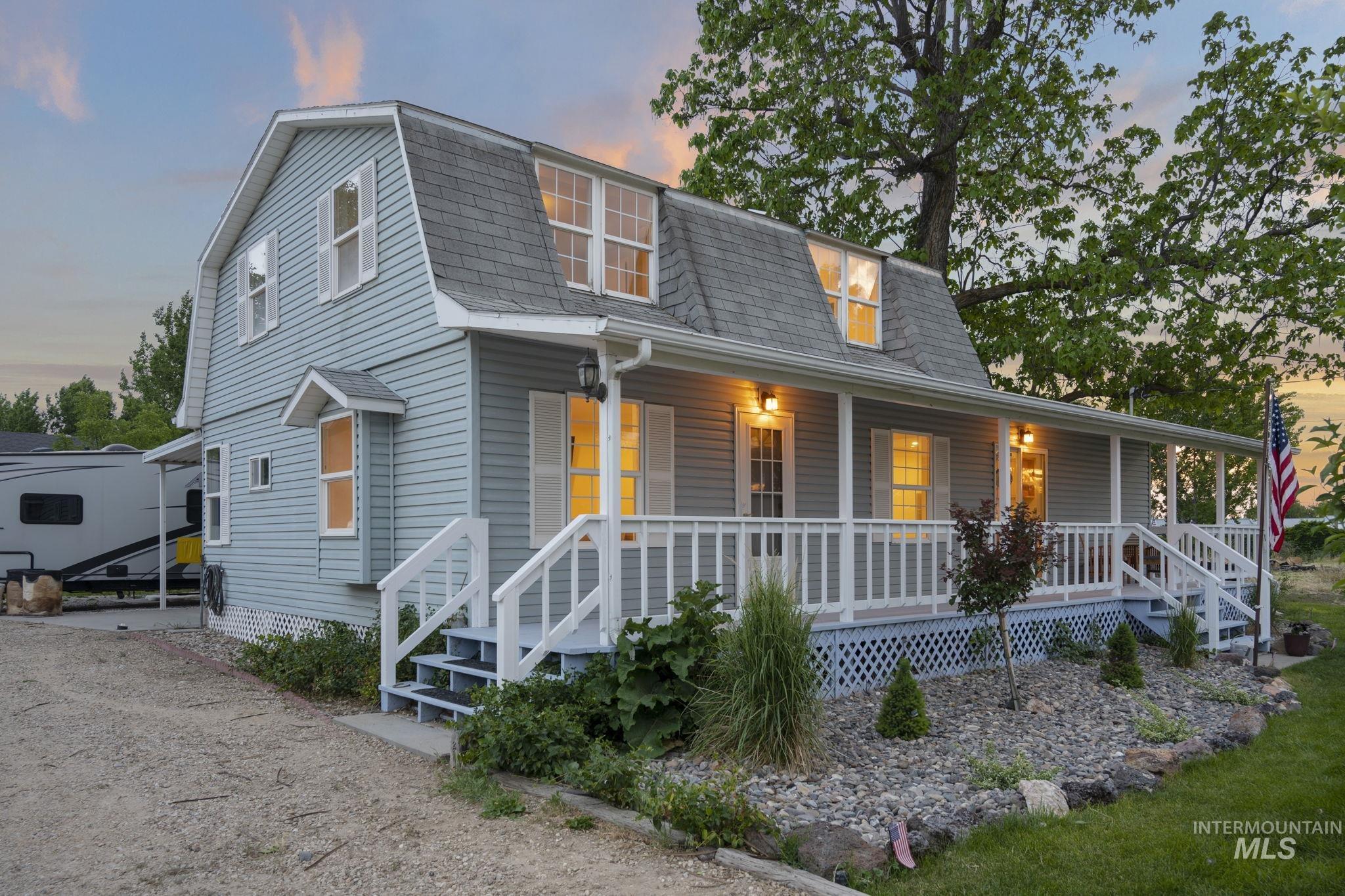 3517 E Victory Rd, Nampa, Idaho 83687, 4 Bedrooms, 2 Bathrooms, Residential For Sale, Price $529,990,MLS 98987889