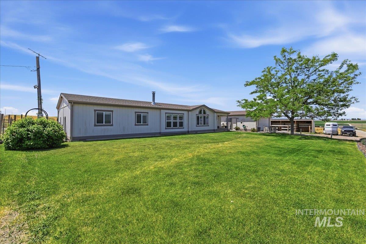 10491 Farner Rd, Nampa, Idaho 83686, 4 Bedrooms, 2 Bathrooms, Residential For Sale, Price $470,000,MLS 98987892