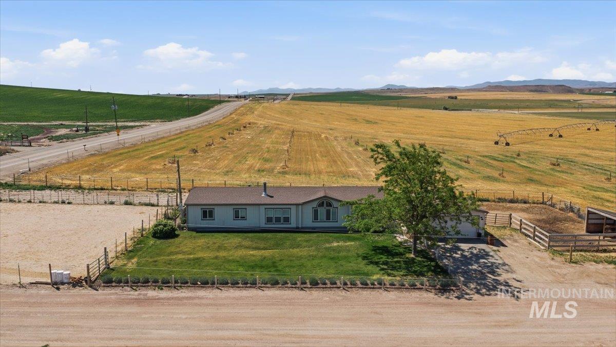 10491 Farner Rd, Nampa, Idaho 83686, 4 Bedrooms, 2 Bathrooms, Residential For Sale, Price $470,000,MLS 98987892