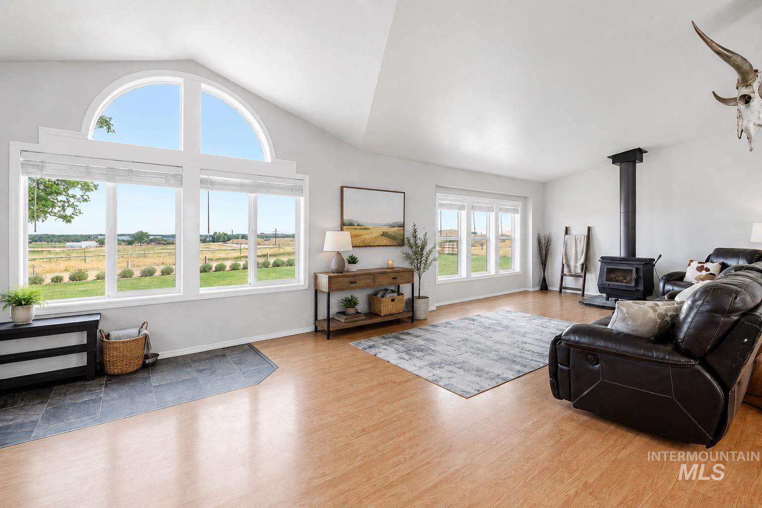 10491 Farner Rd, Nampa, Idaho 83686, 4 Bedrooms, 2 Bathrooms, Residential For Sale, Price $470,000,MLS 98987892