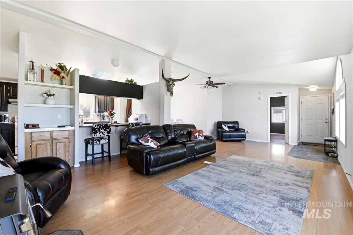 10491 Farner Rd, Nampa, Idaho 83686, 4 Bedrooms, 2 Bathrooms, Residential For Sale, Price $470,000,MLS 98987892