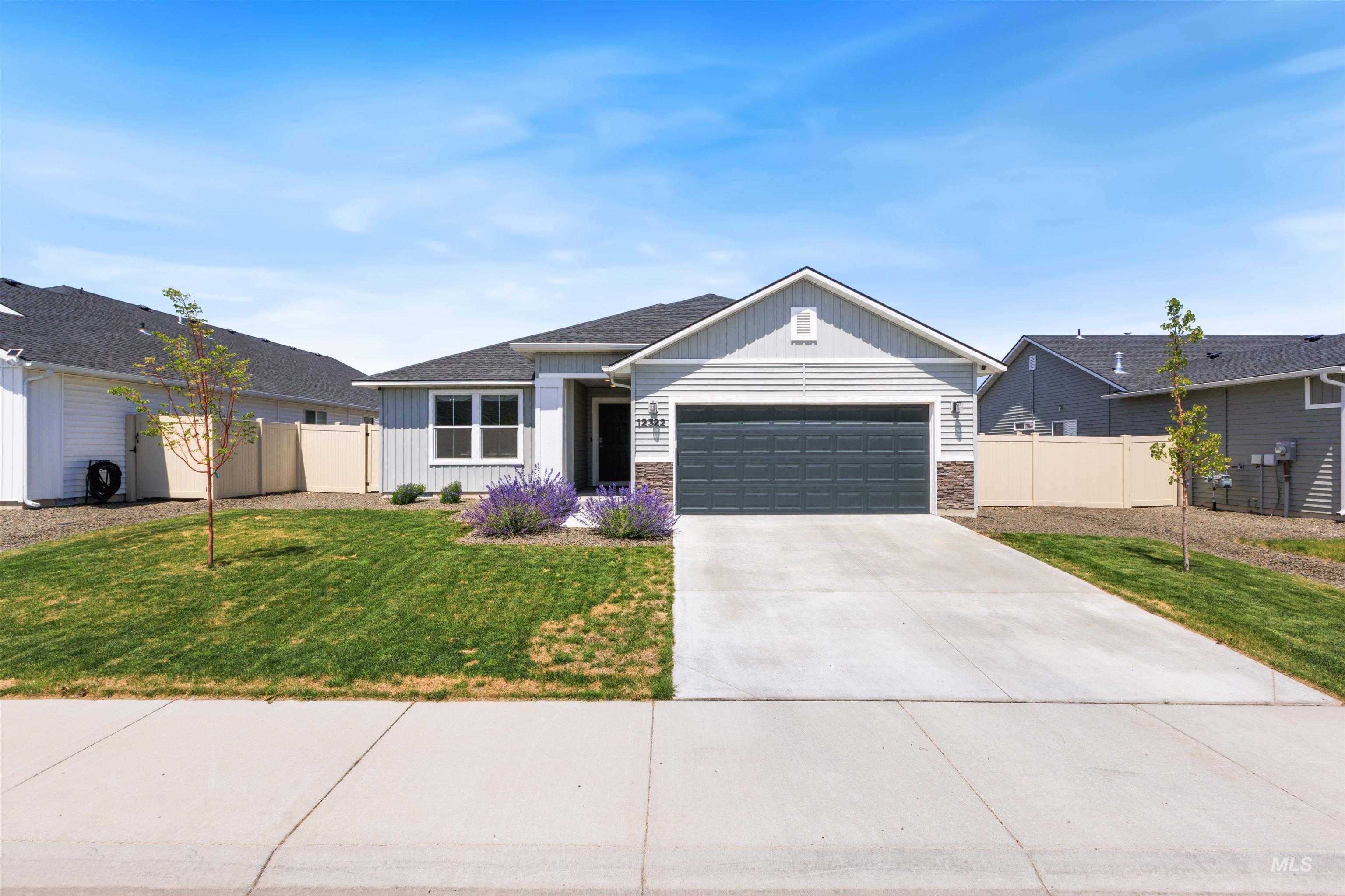 12322 Genevieve St, Caldwell, Idaho 83607, 3 Bedrooms, 2 Bathrooms, Residential For Sale, Price $419,900,MLS 98987898
