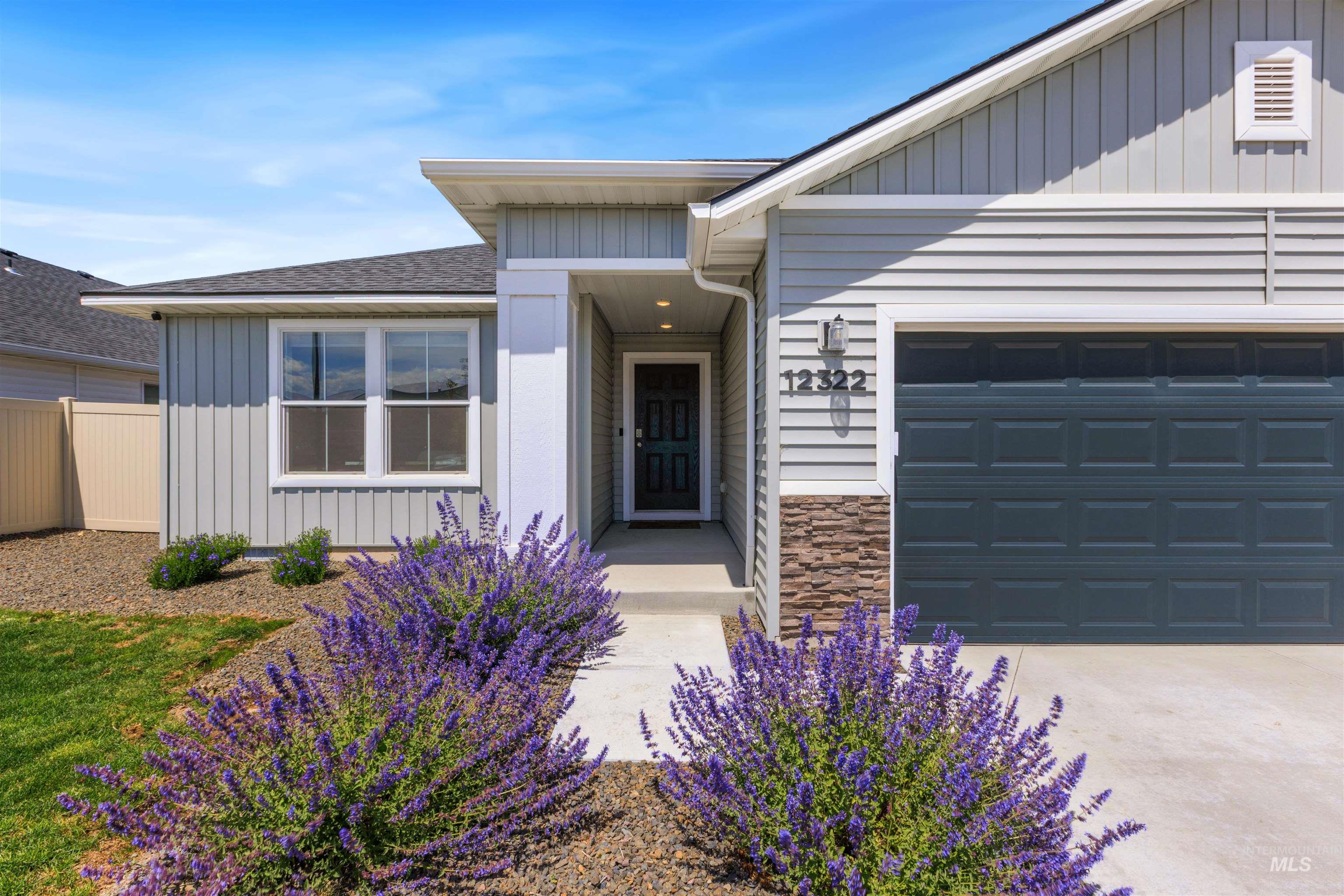 12322 Genevieve St, Caldwell, Idaho 83607, 3 Bedrooms, 2 Bathrooms, Residential For Sale, Price $419,900,MLS 98987898