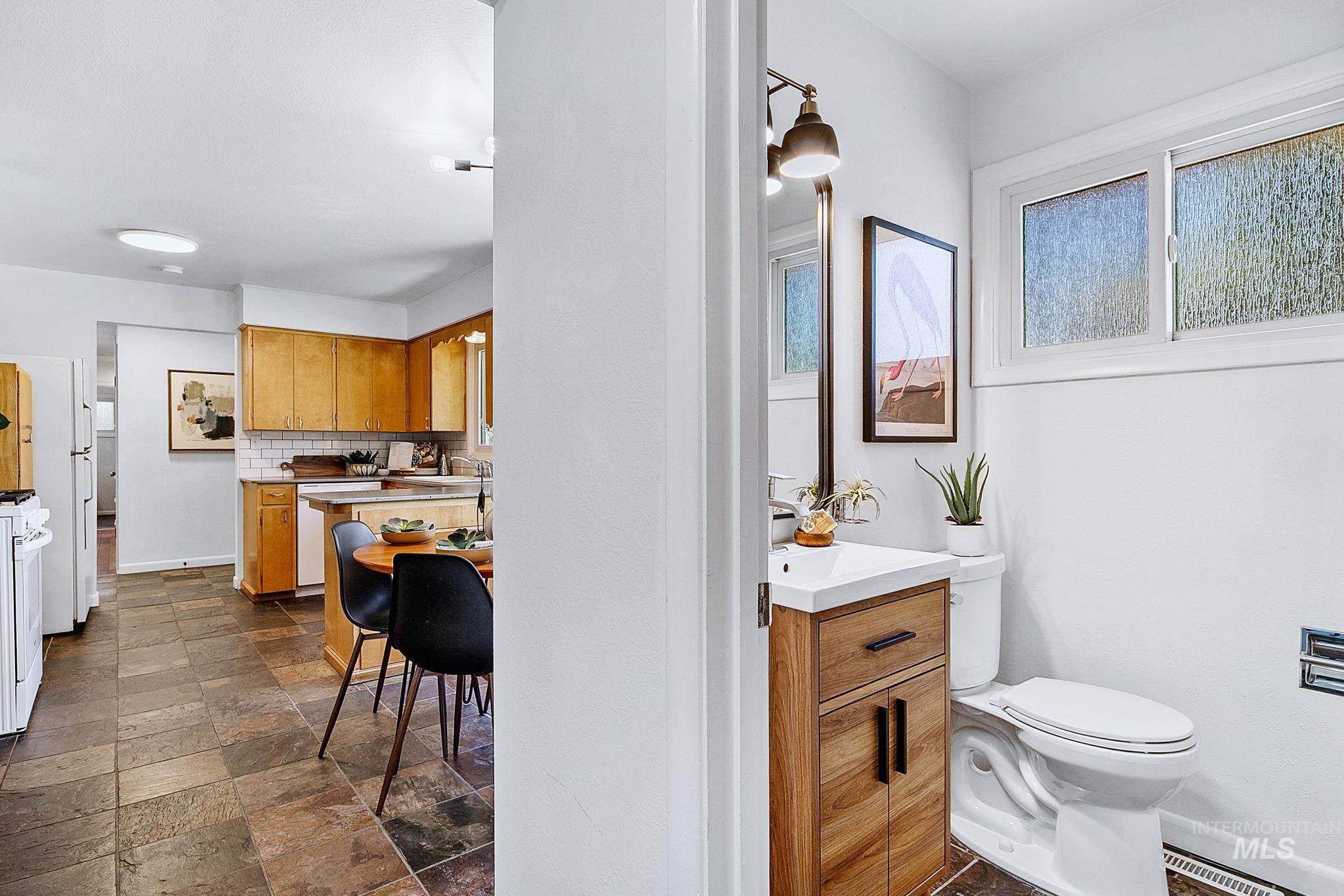 5910 W Flamingo Dr, Boise, Idaho 83704, 3 Bedrooms, 1.5 Bathrooms, Residential For Sale, Price $449,000,MLS 98987899