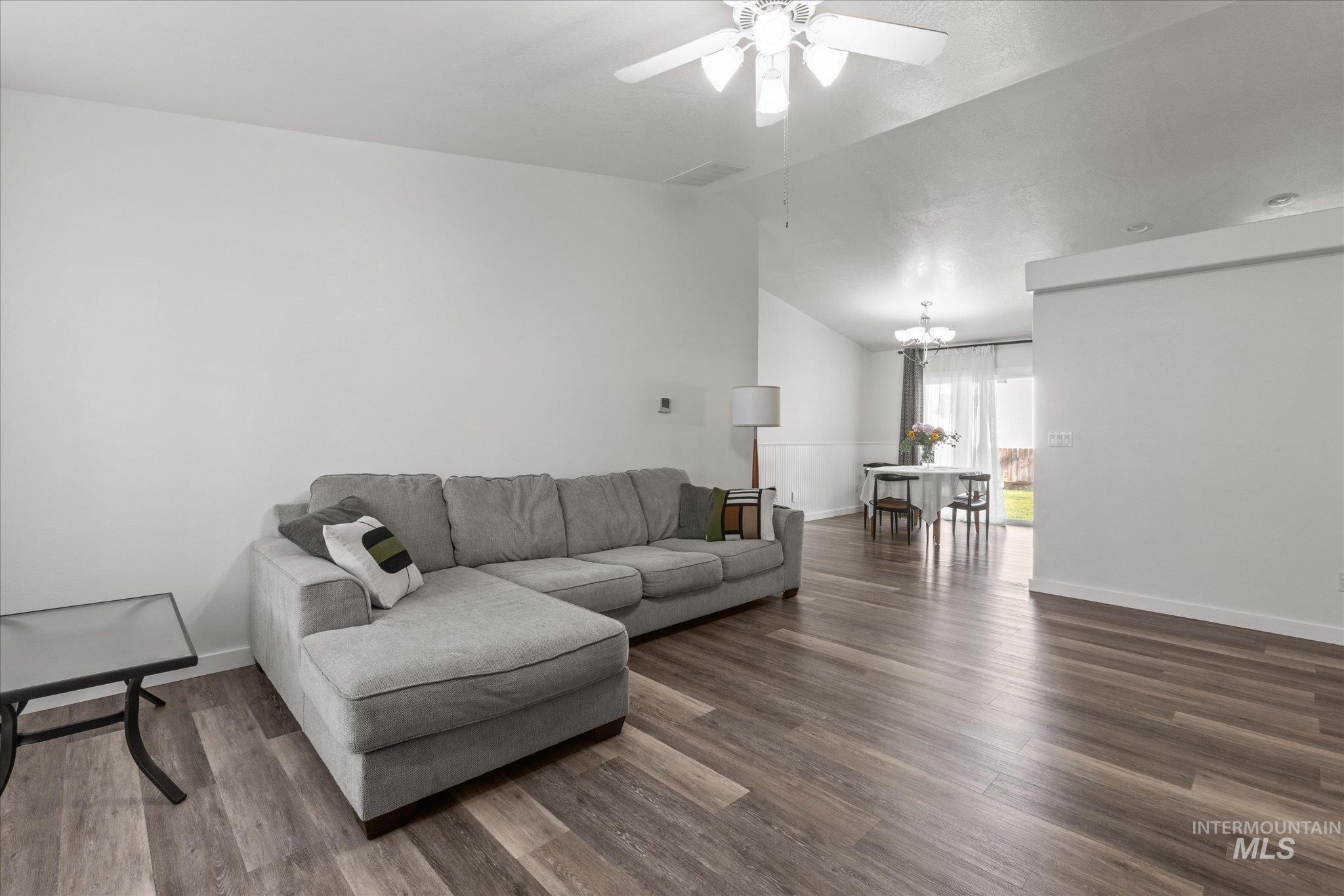 842 Muirfield LN, Nampa, Idaho 83686, 3 Bedrooms, 2 Bathrooms, Residential For Sale, Price $427,000,MLS 98987903