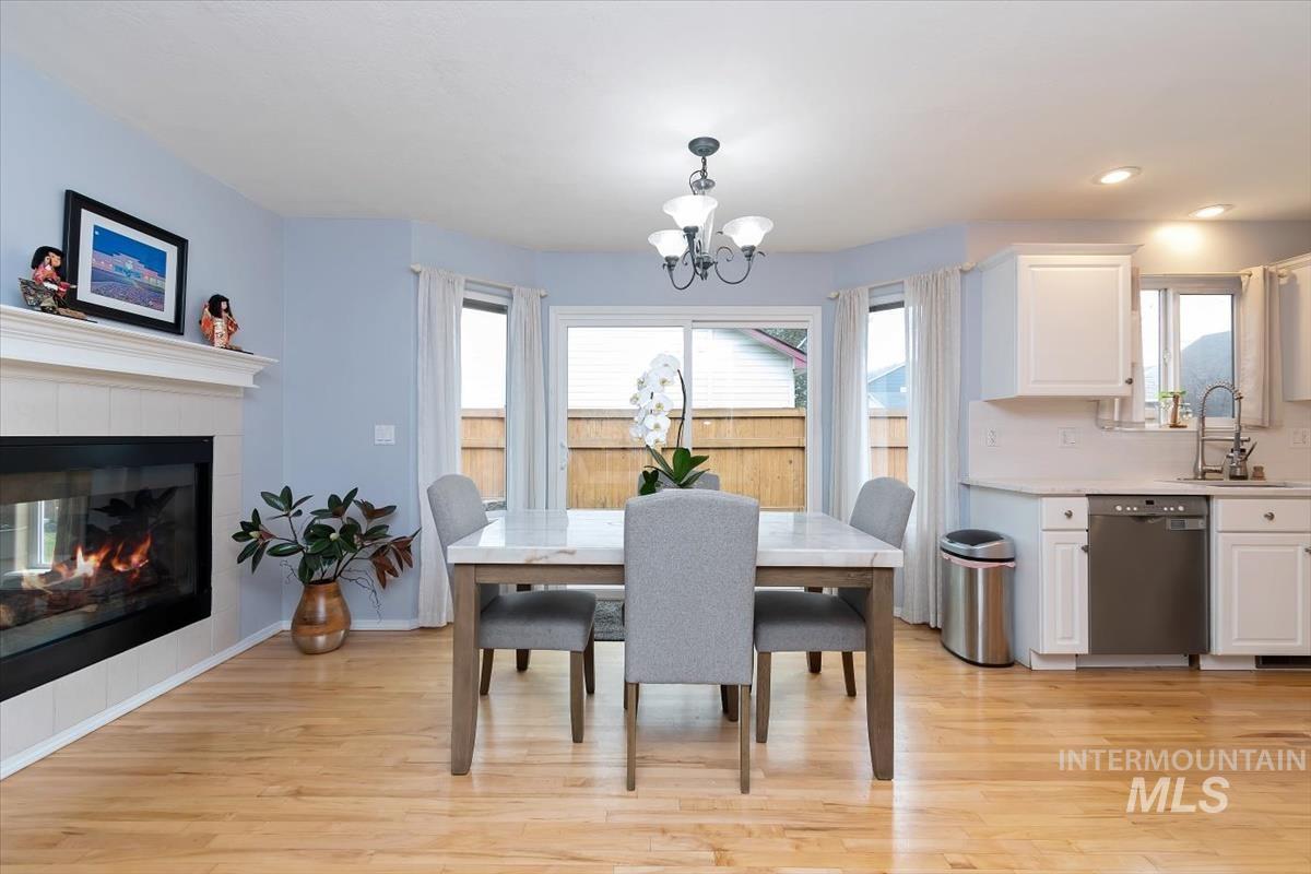 6124 N Tapestry Way, Boise, Idaho 83713, 4 Bedrooms, 2.5 Bathrooms, Residential For Sale, Price $649,000,MLS 98987904
