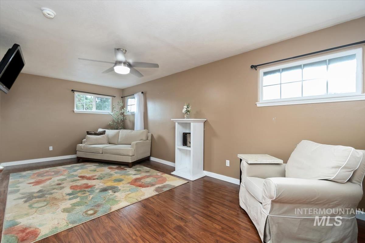 6124 N Tapestry Way, Boise, Idaho 83713, 4 Bedrooms, 2.5 Bathrooms, Residential For Sale, Price $649,000,MLS 98987904