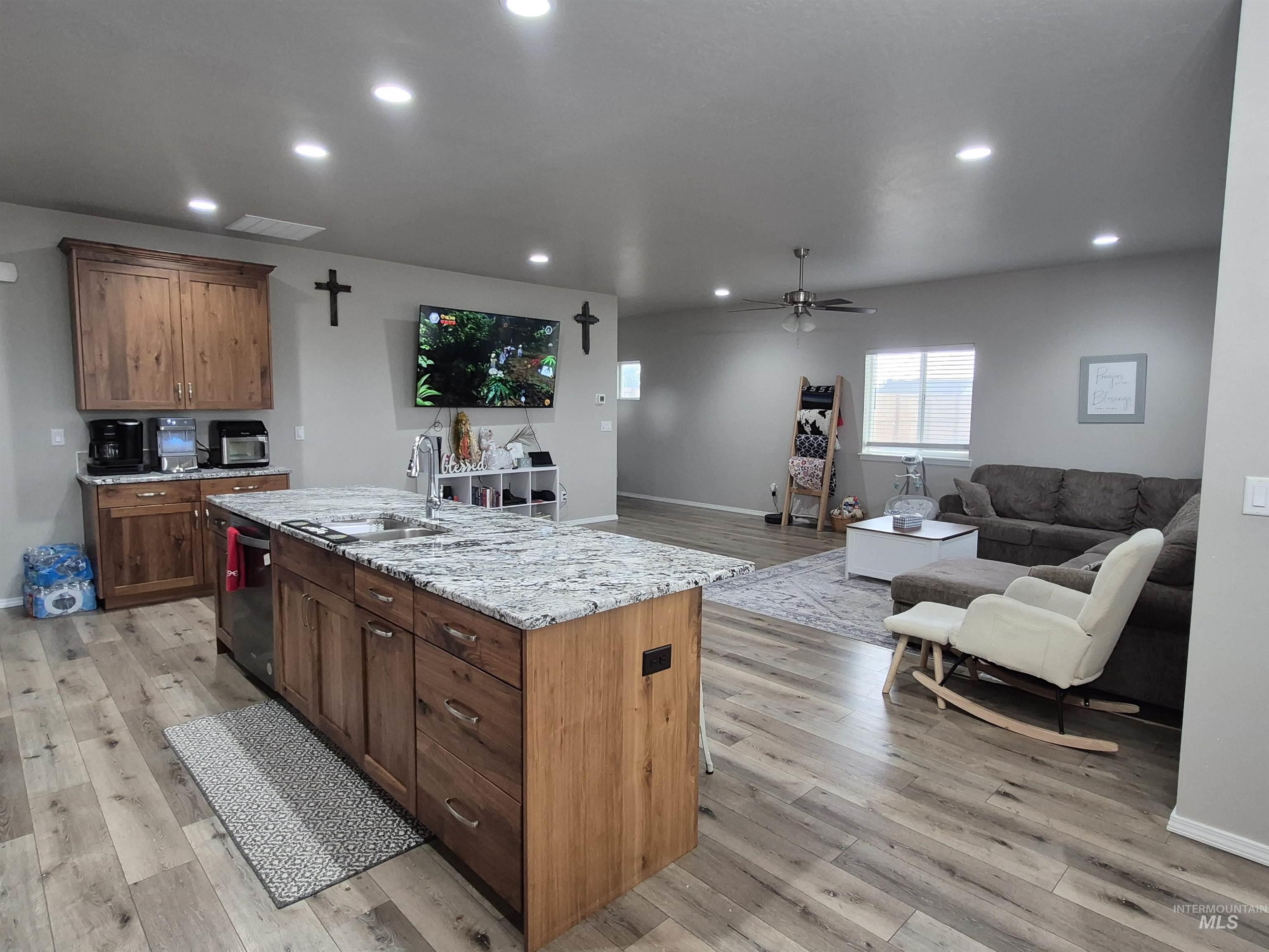 185 W 38 S, Jerome, Idaho 83338, 4 Bedrooms, 2.5 Bathrooms, Residential For Sale, Price $599,900, 98987906