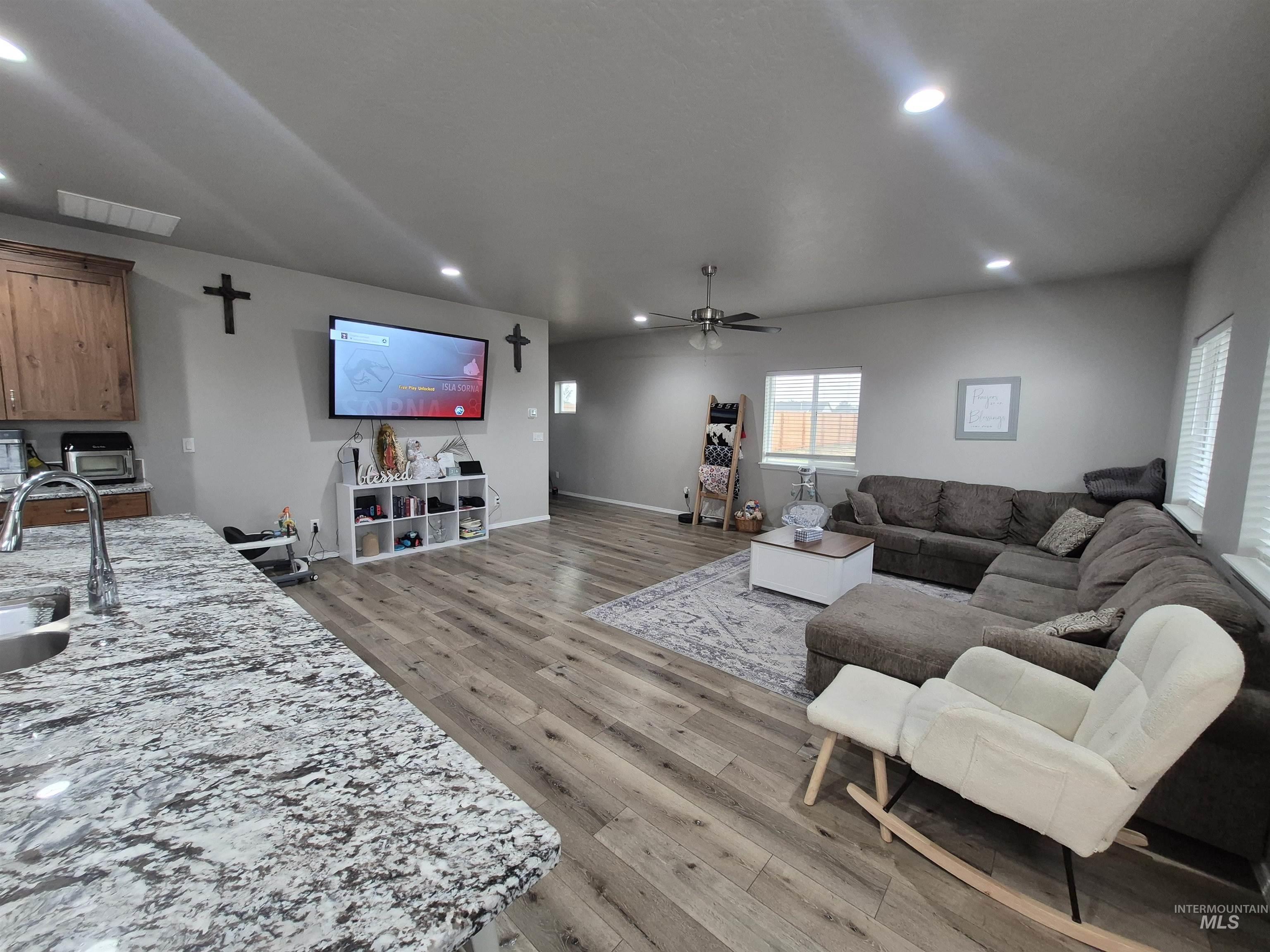 185 W 38 S, Jerome, Idaho 83338, 4 Bedrooms, 2.5 Bathrooms, Residential For Sale, Price $599,900, 98987906