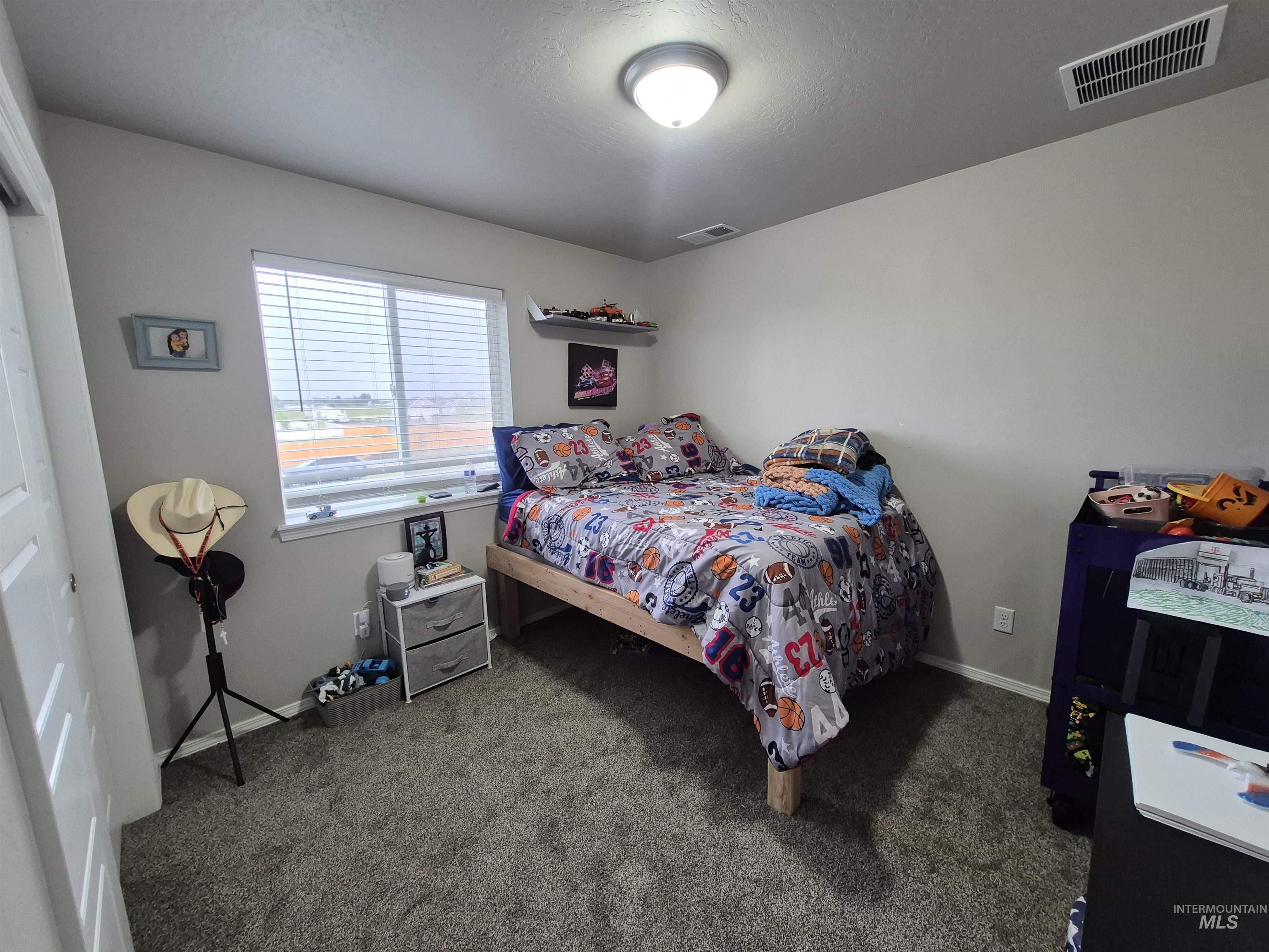 185 W 38 S, Jerome, Idaho 83338, 4 Bedrooms, 2.5 Bathrooms, Residential For Sale, Price $599,900, 98987906