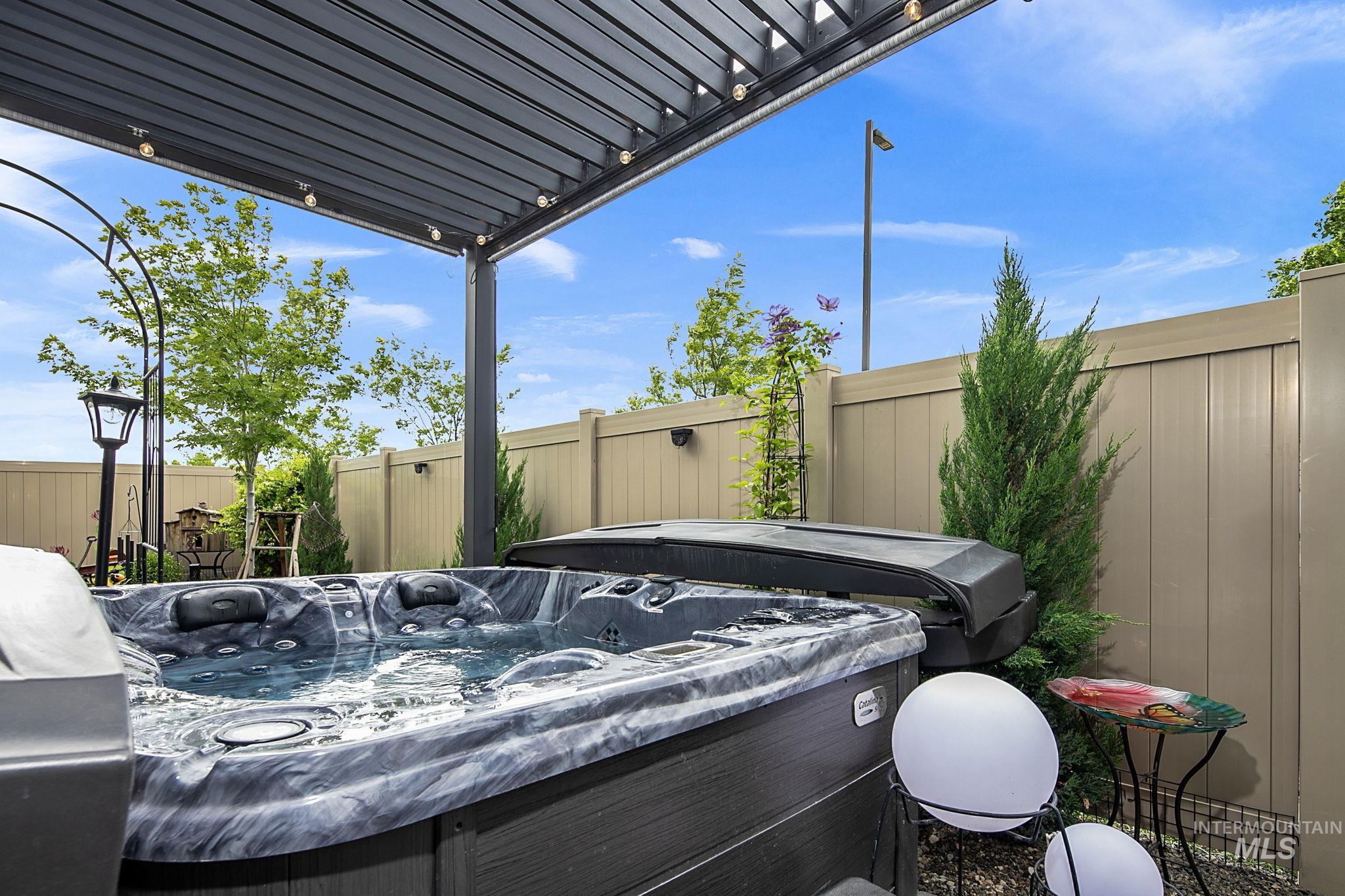 8834 E Snow Drop St, Nampa, Idaho 83687, 3 Bedrooms, 2 Bathrooms, Residential For Sale, Price $674,000, 98987916