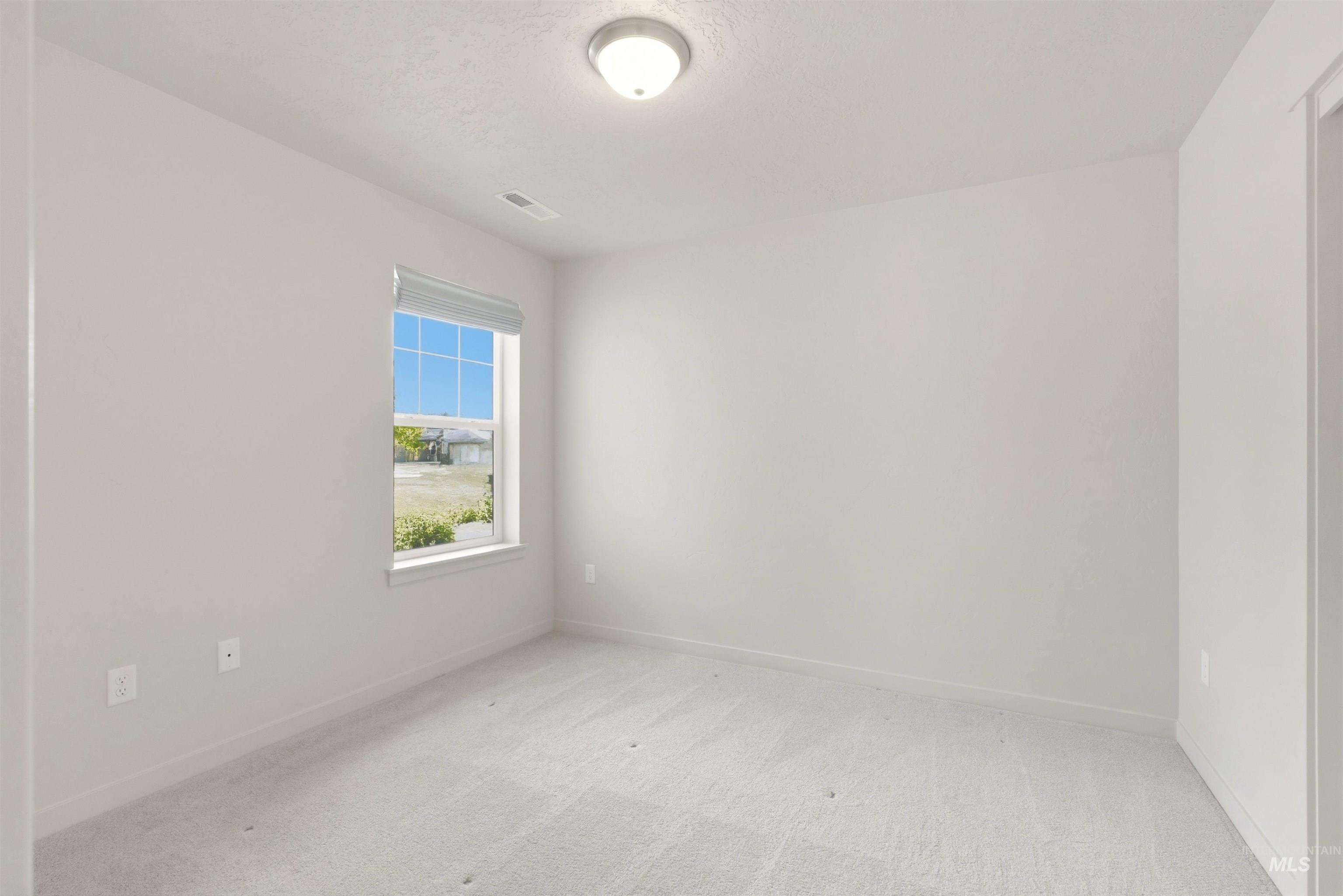 10288 Scout Ridge St, Nampa, Idaho 83687-5557, 3 Bedrooms, 2 Bathrooms, Residential For Sale, Price $374,900, 98987917
