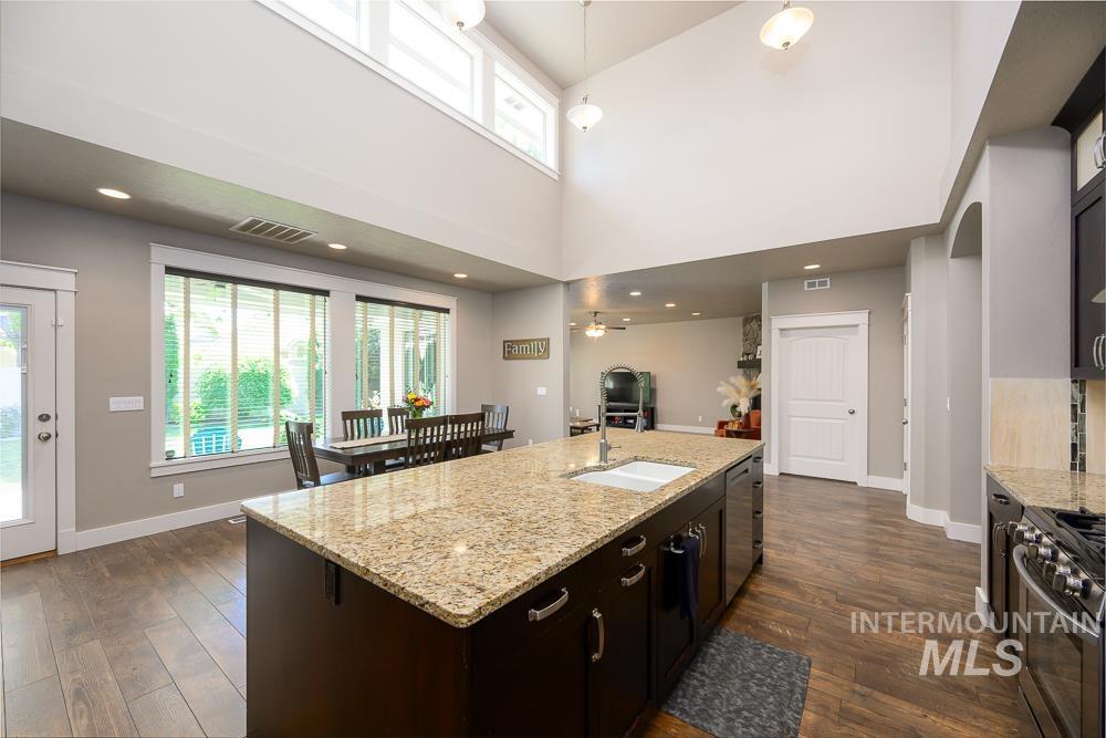 4228 S Marsala Ave., Meridian, Idaho 83642, 4 Bedrooms, 3.5 Bathrooms, Residential For Sale, Price $879,000, 98987919