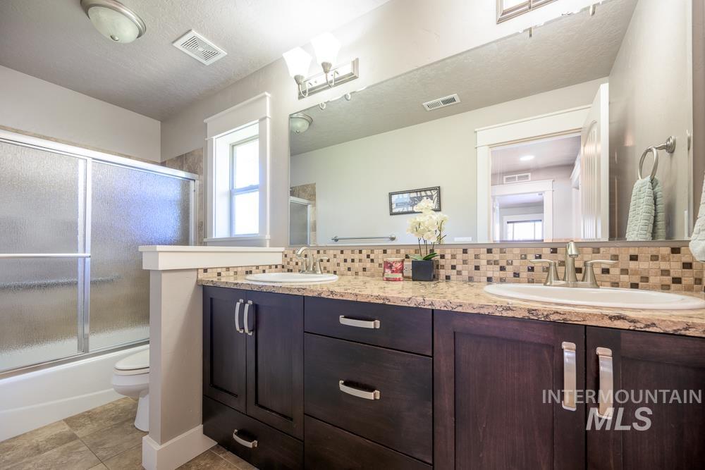 4228 S Marsala Ave., Meridian, Idaho 83642, 4 Bedrooms, 3.5 Bathrooms, Residential For Sale, Price $879,000, 98987919