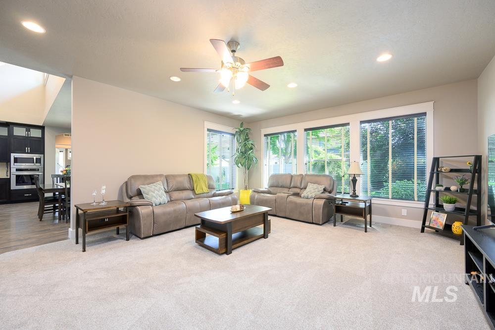 4228 S Marsala Ave., Meridian, Idaho 83642, 4 Bedrooms, 3.5 Bathrooms, Residential For Sale, Price $879,000, 98987919