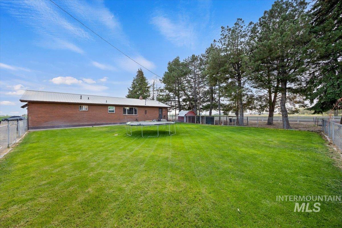 574 W 100 N, Paul, Idaho 83347, 2 Bedrooms, Residential For Sale, Price $400,000, 98987920
